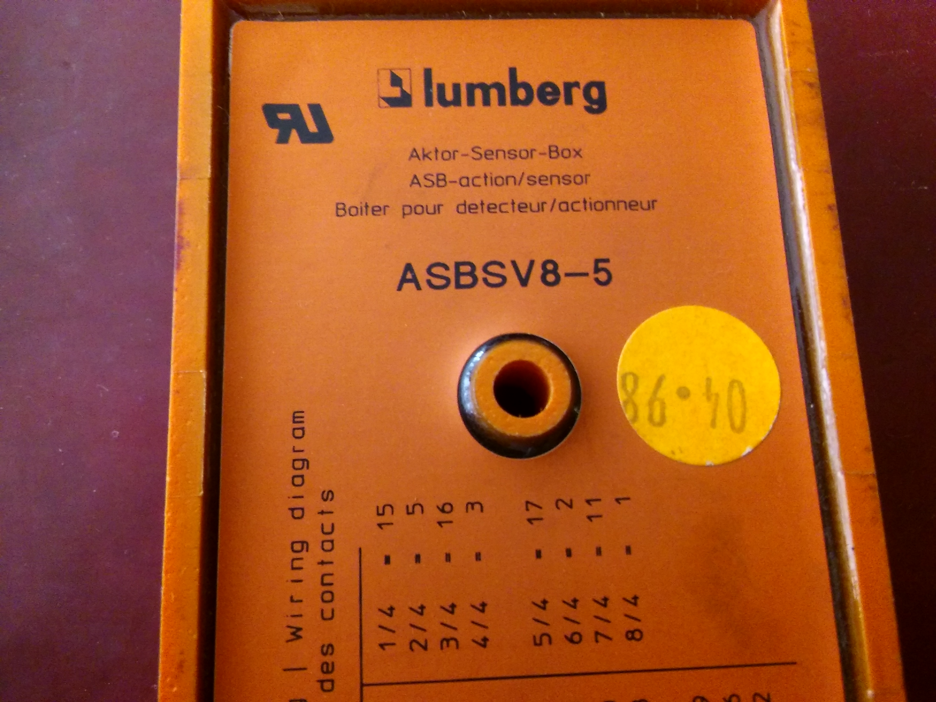 LUMBERG ASBSV8-5 AKTÜATÖR SENSÖR KUTUSU