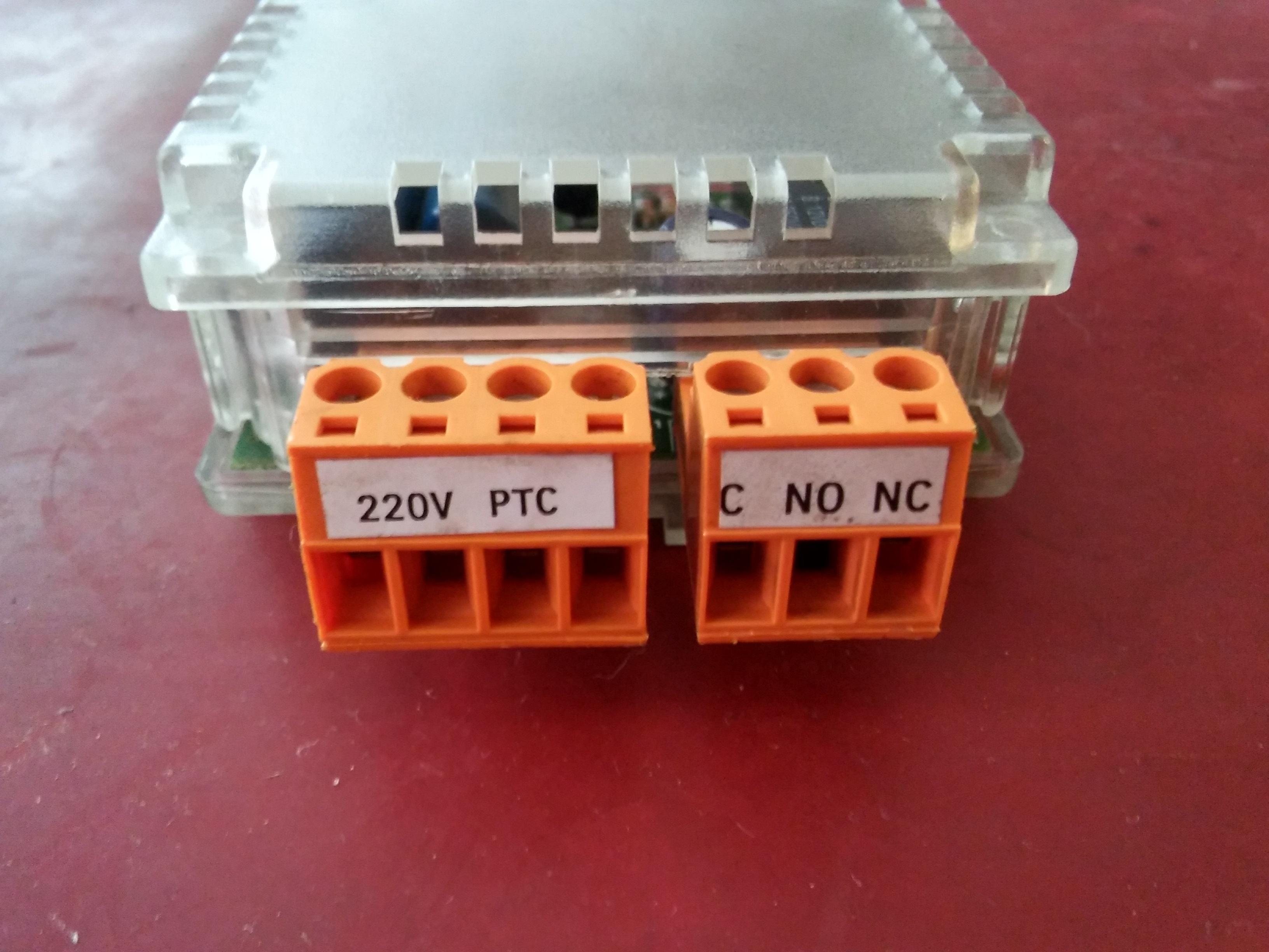 CAJA ELECTRONICA VTH-2 İNPUT 220V PTC SİNYEL ACIK KAPALI KONTAK CIKŞLI RAY TİPİ KART