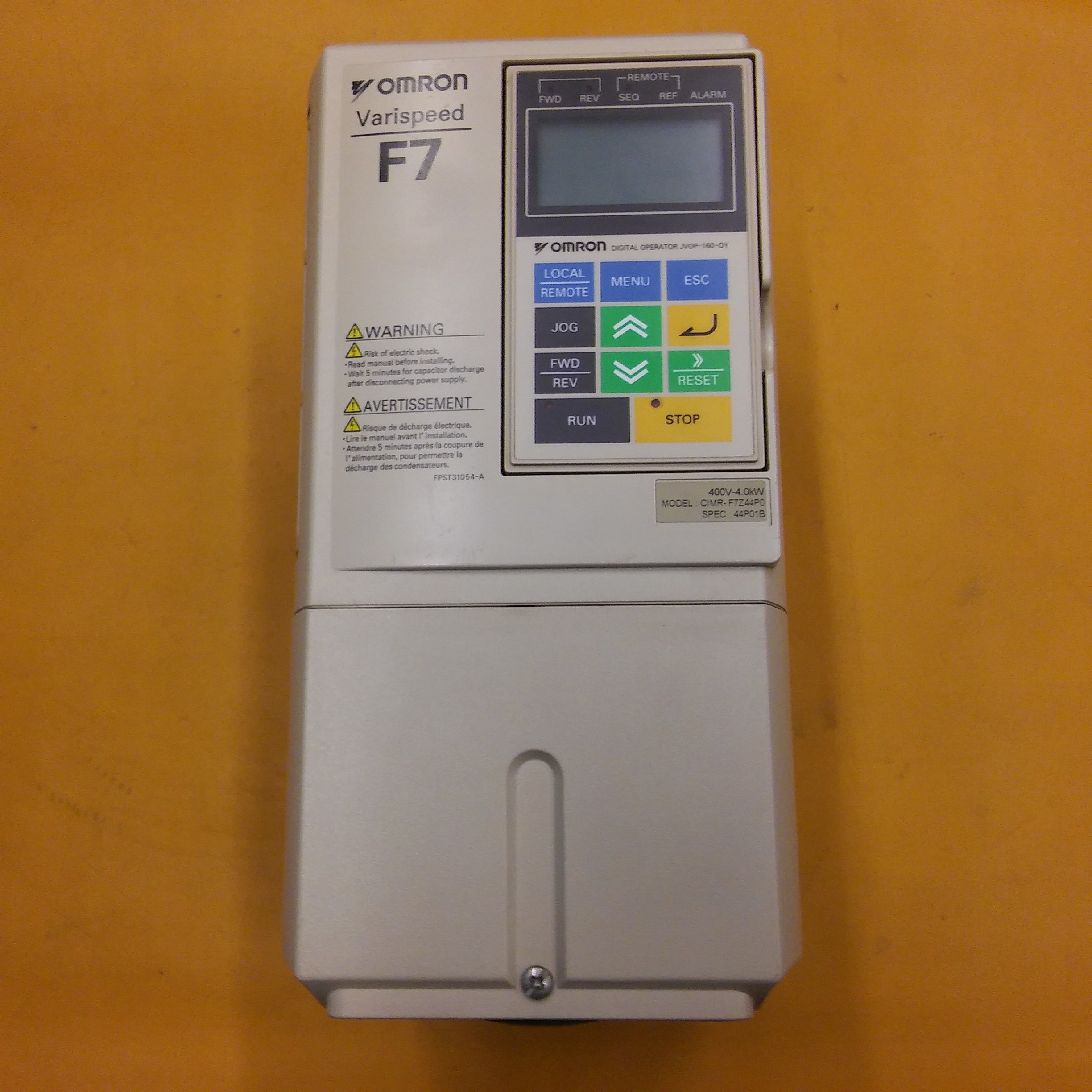 OMRON CIMR-F7Z44P0 F7 YASKAWA F7 4KW 44P01B SÜRÜCÜ
