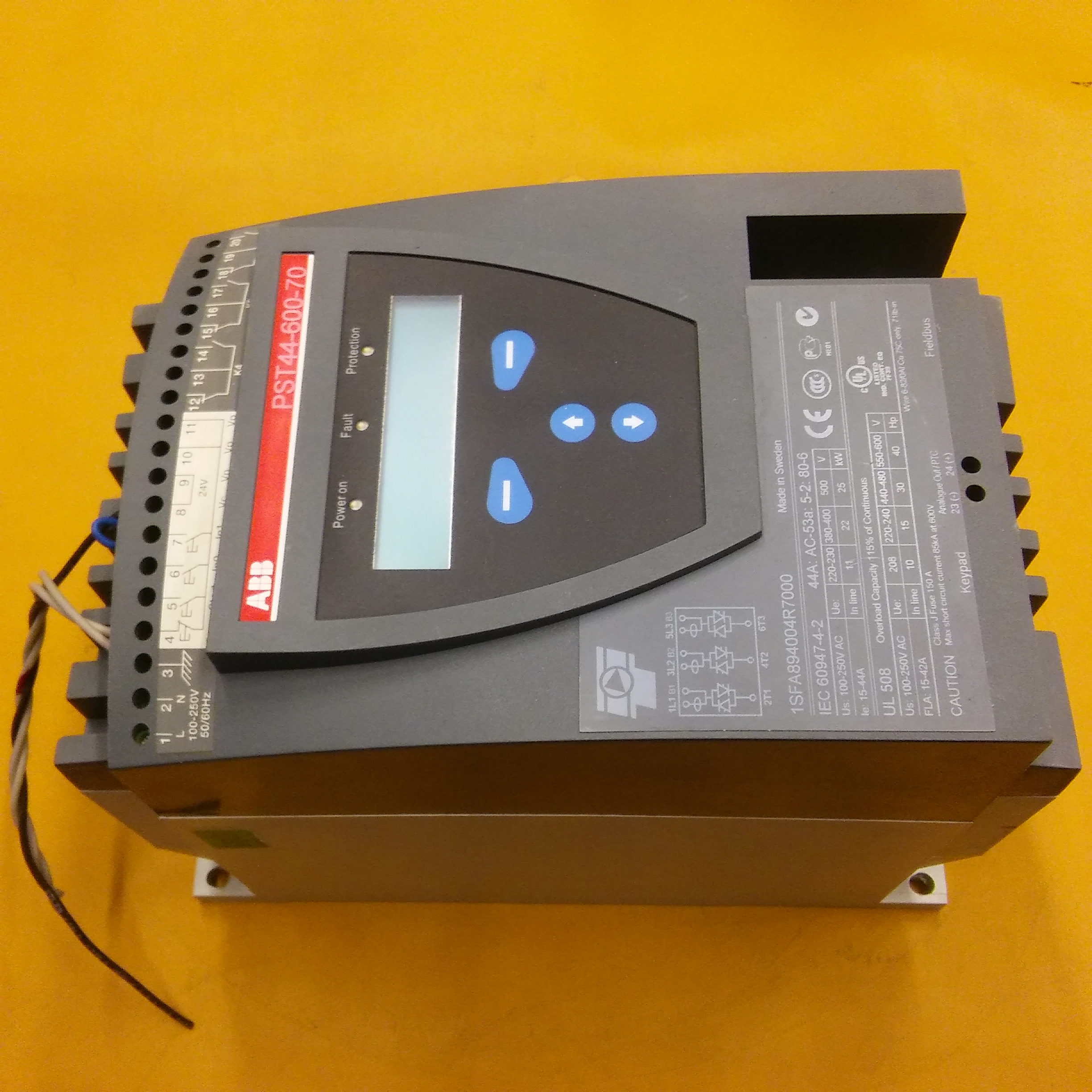 ABB PST44-600-70 1SFA894004R7000 PST 22KW 44A SOLFT STARTER