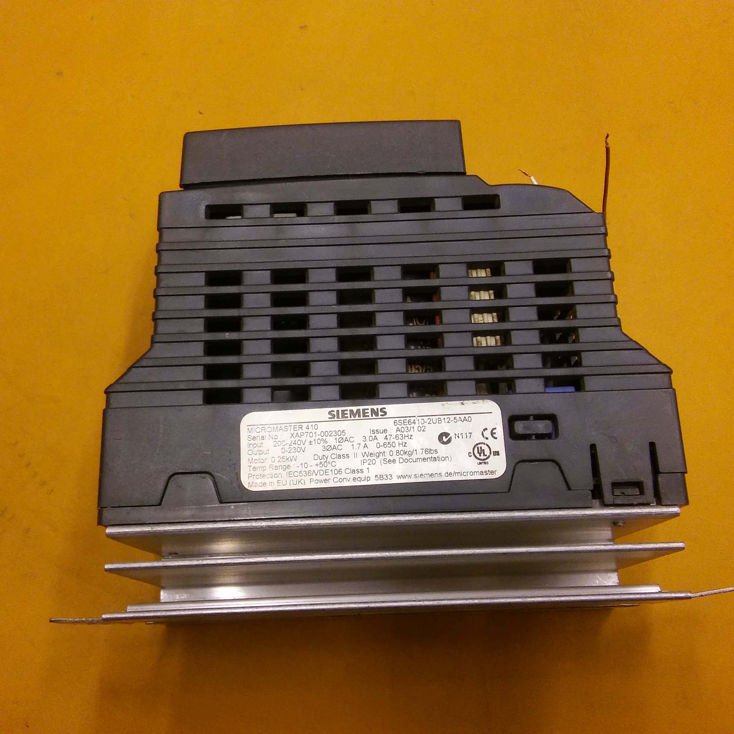 SIEMENS 6SE6410-2UB12-5AA0 MICROMASTER 410 0,27KW SÜRÜCÜ