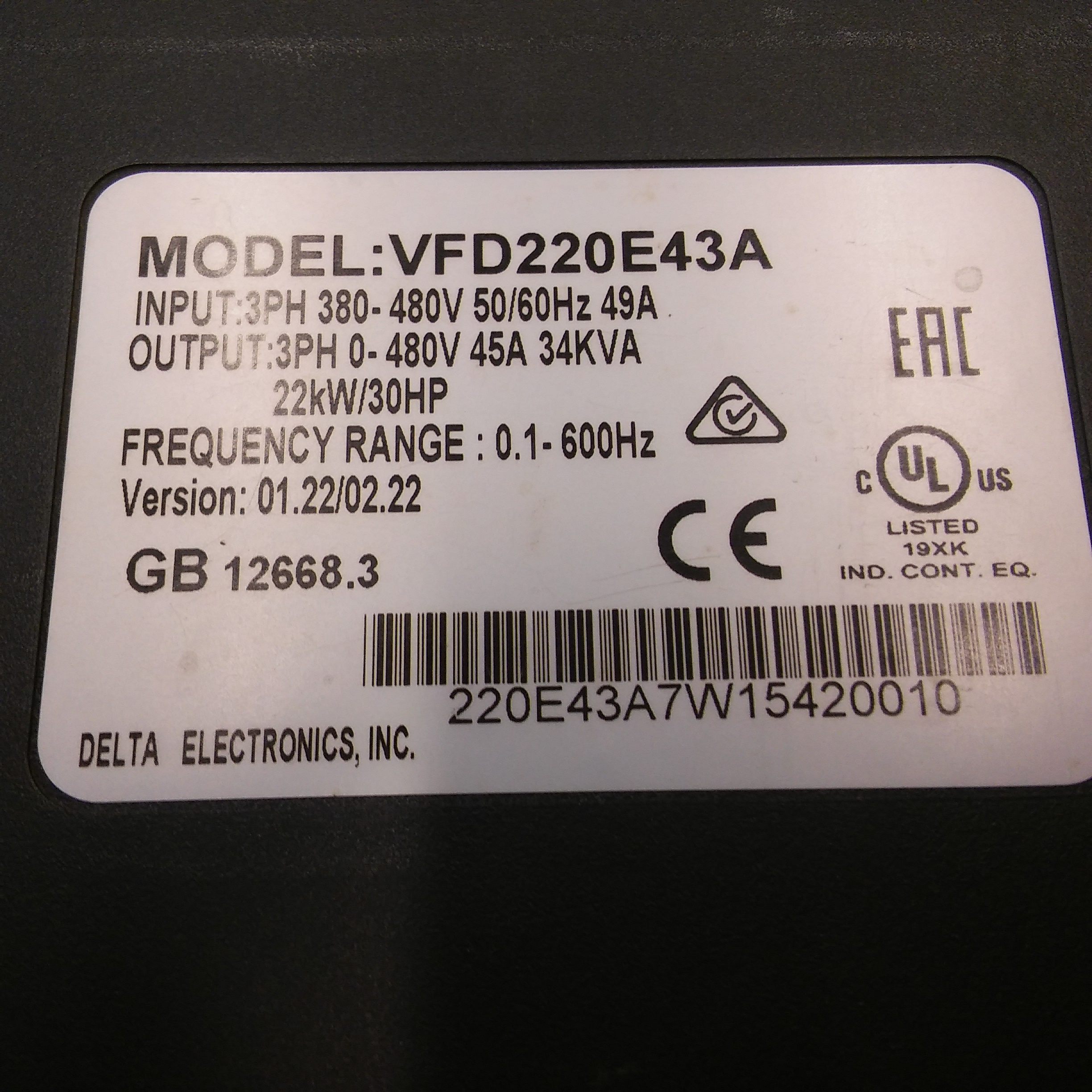 DELTA VFD220E43A VFD 22KW 45A 34KVA SÜRÜCÜ