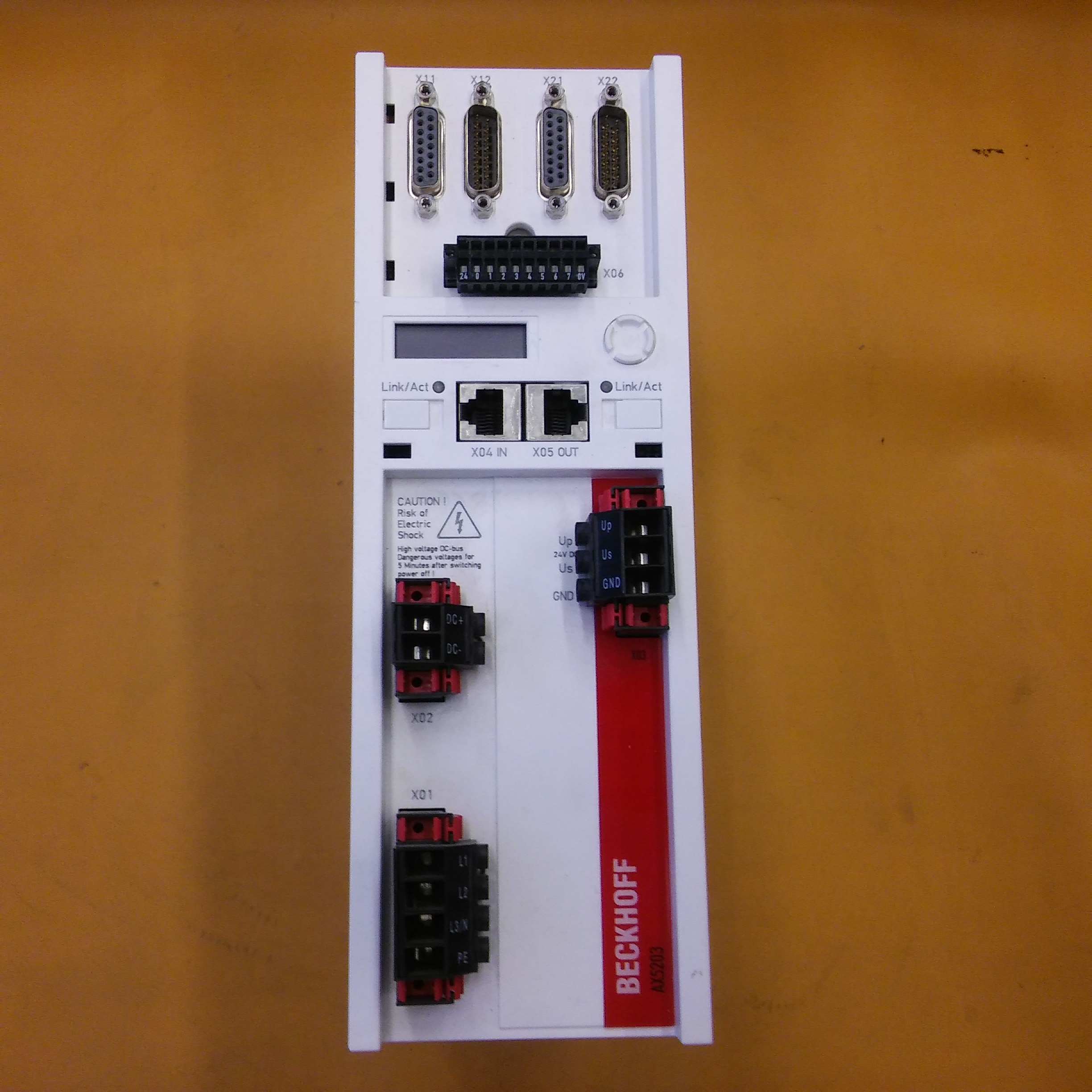 BECKHOFF AX5203-0000-0200 AX5203 0000 0200 AX520300000200 049591 AX5203 2X3A SERVO SÜRÜCÜ 