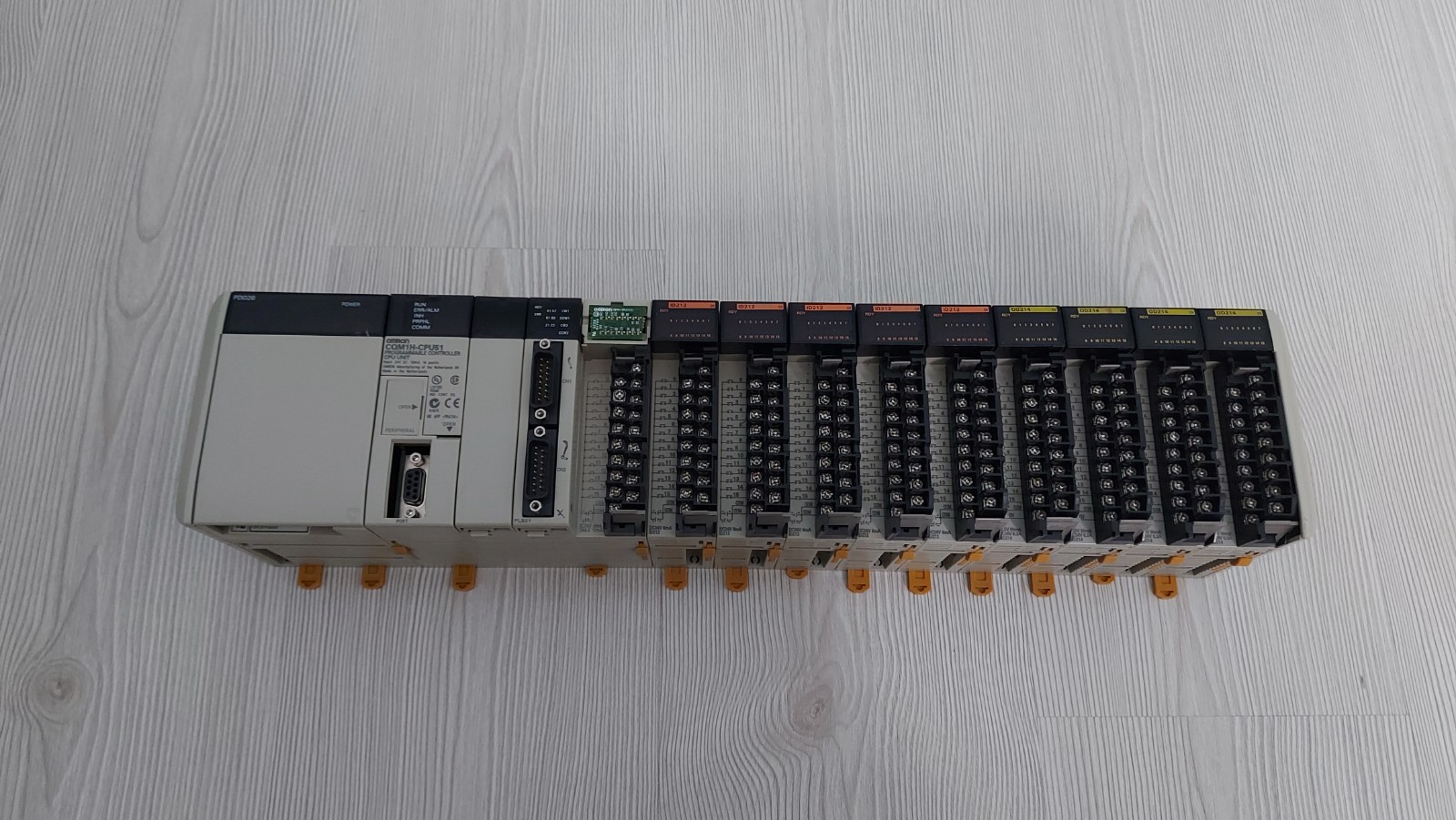 OMRON CQM1H-CPU51 CQM1H CPU51 CQM1H CPU51