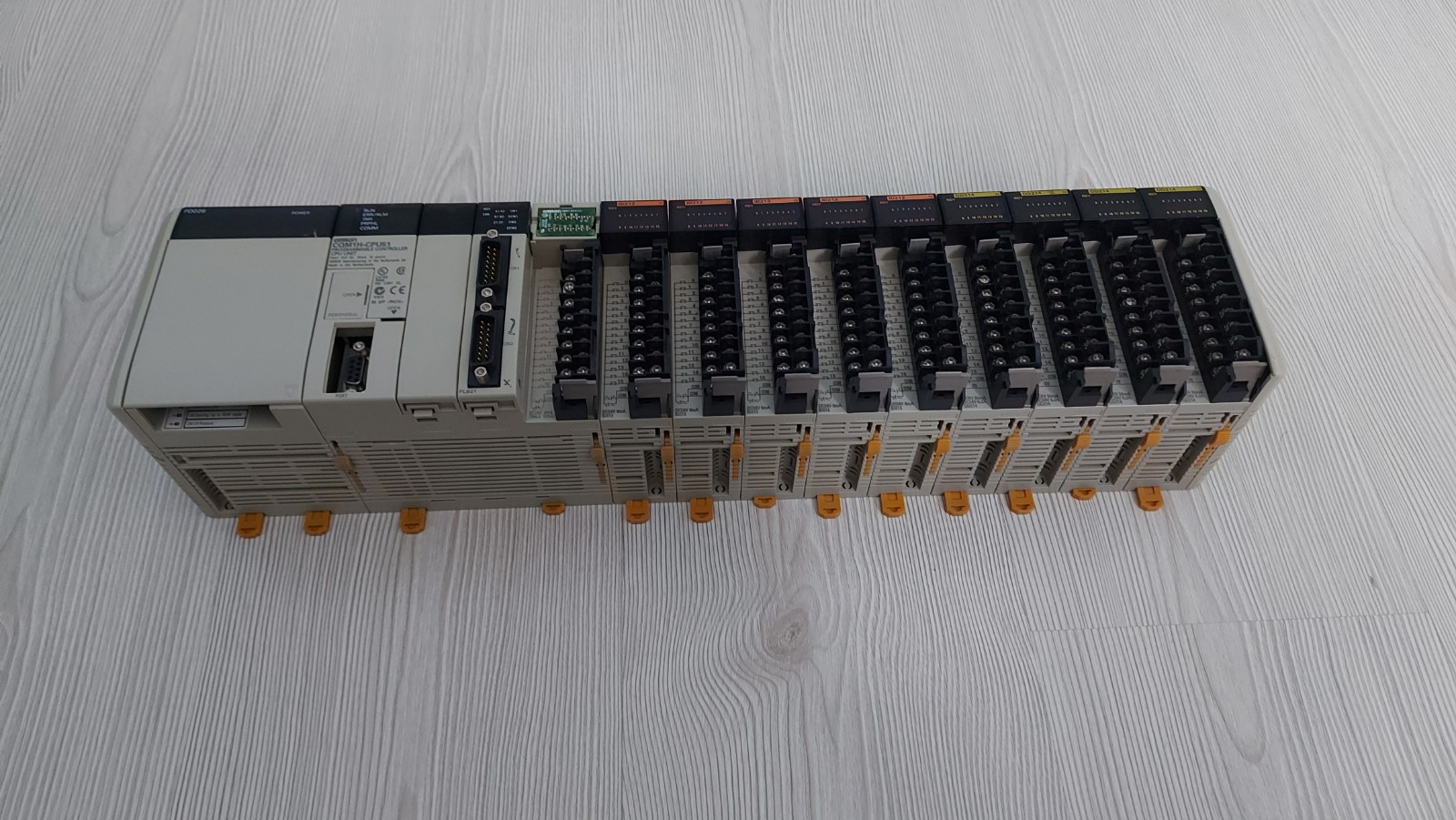 OMRON CQM1H-CPU51 CQM1H CPU51 CQM1H CPU51