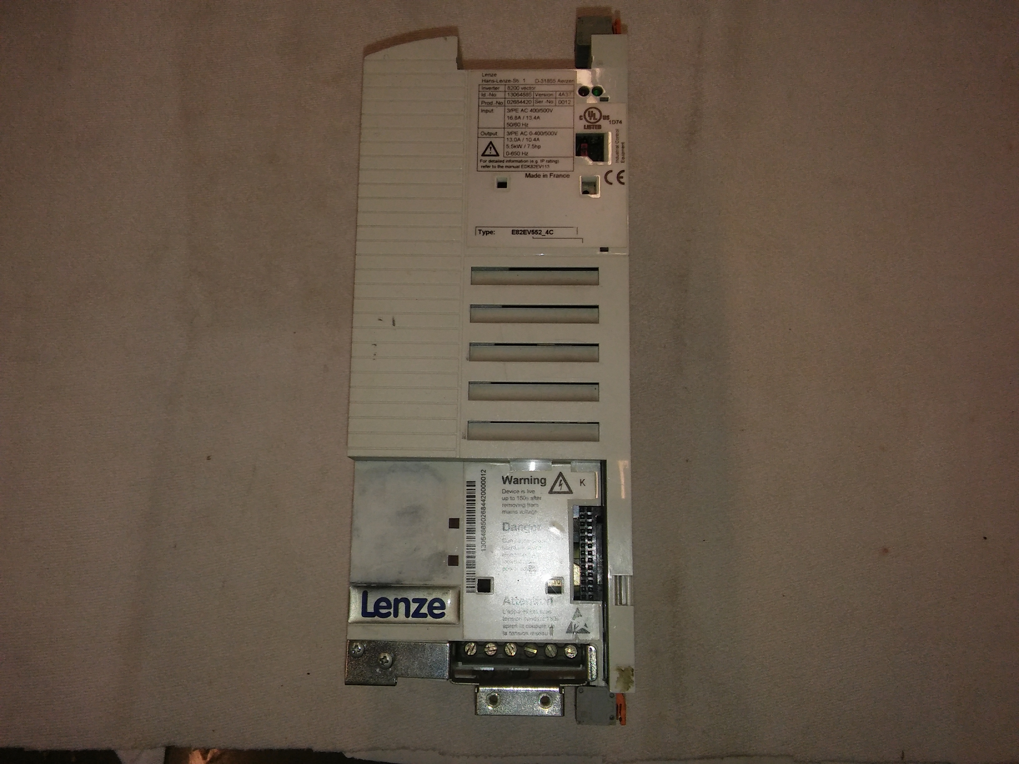 LENZE E82EV552-4C 8200 VECTOR 5,5KW SÜRÜCÜ