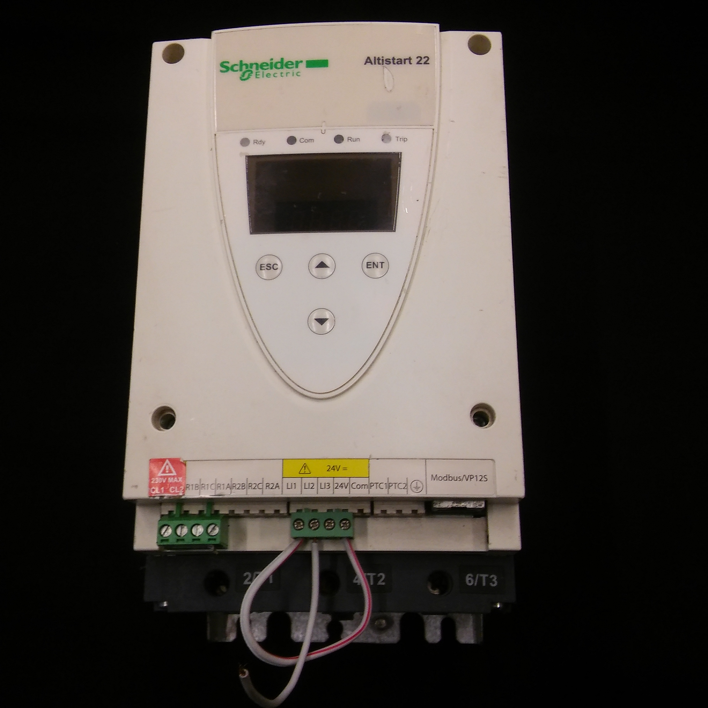SCHNEİDER ATS22D32Q ALTİSTAR 22 ALTİSTAR22 ATS221 5KW SOLFT STARTER YUMUŞAK YOL VERME