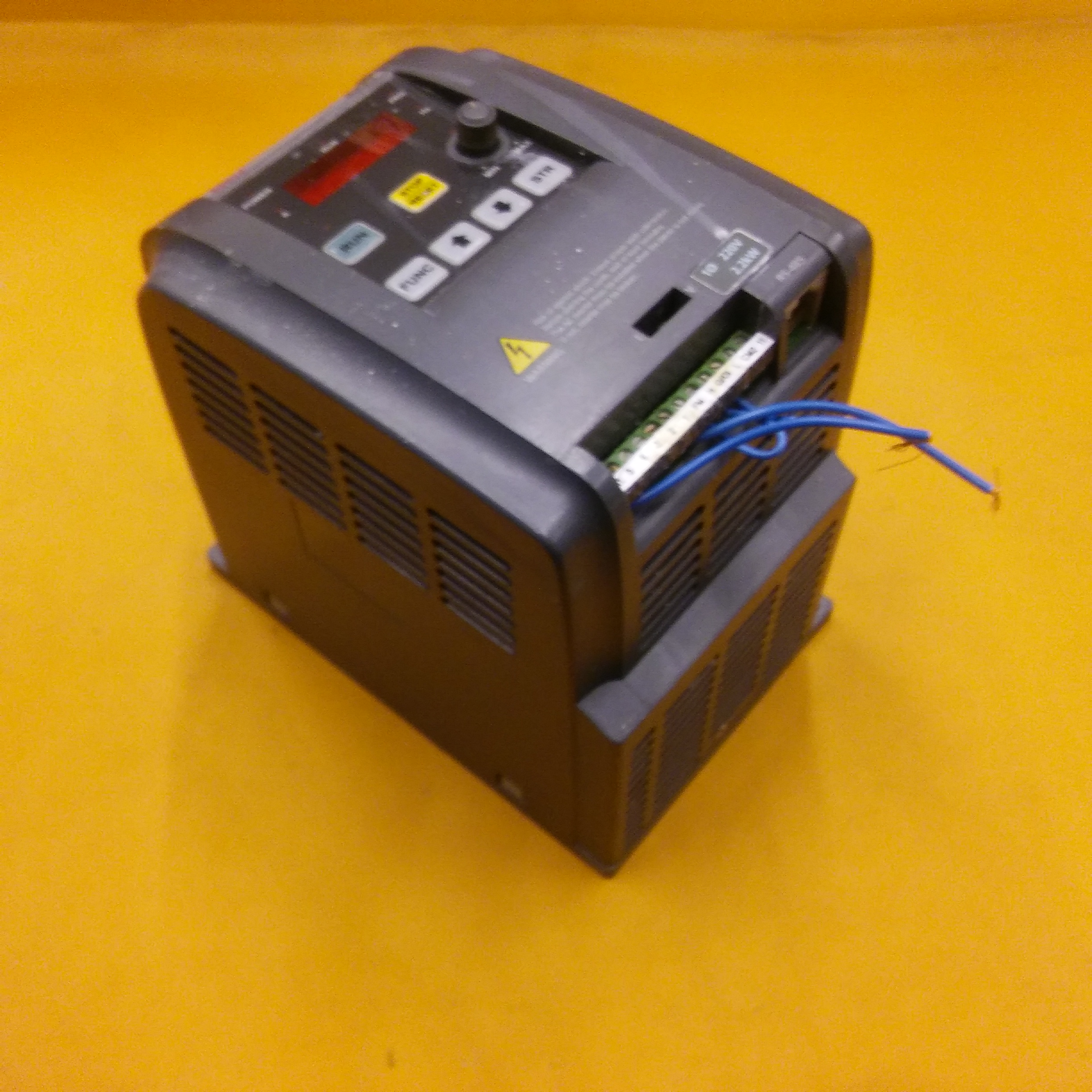 ENDA E100-00220S E100 2,2KW SÜRÜCÜ