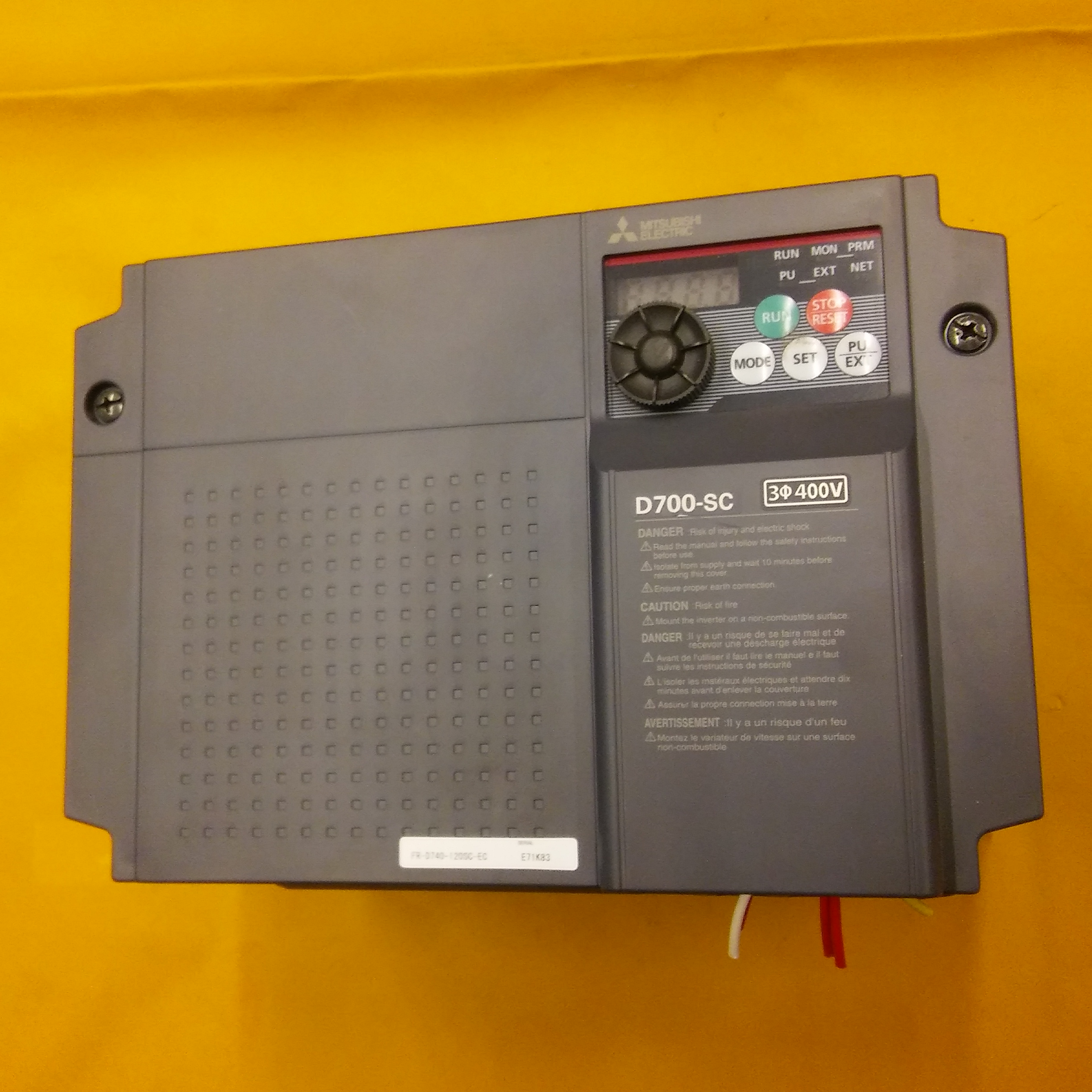 MITSUBISHI FR-D740-120SC-EC INVERTER D700-SC D700 5,5KW SÜRÜCÜ SIFIR ÜRÜN