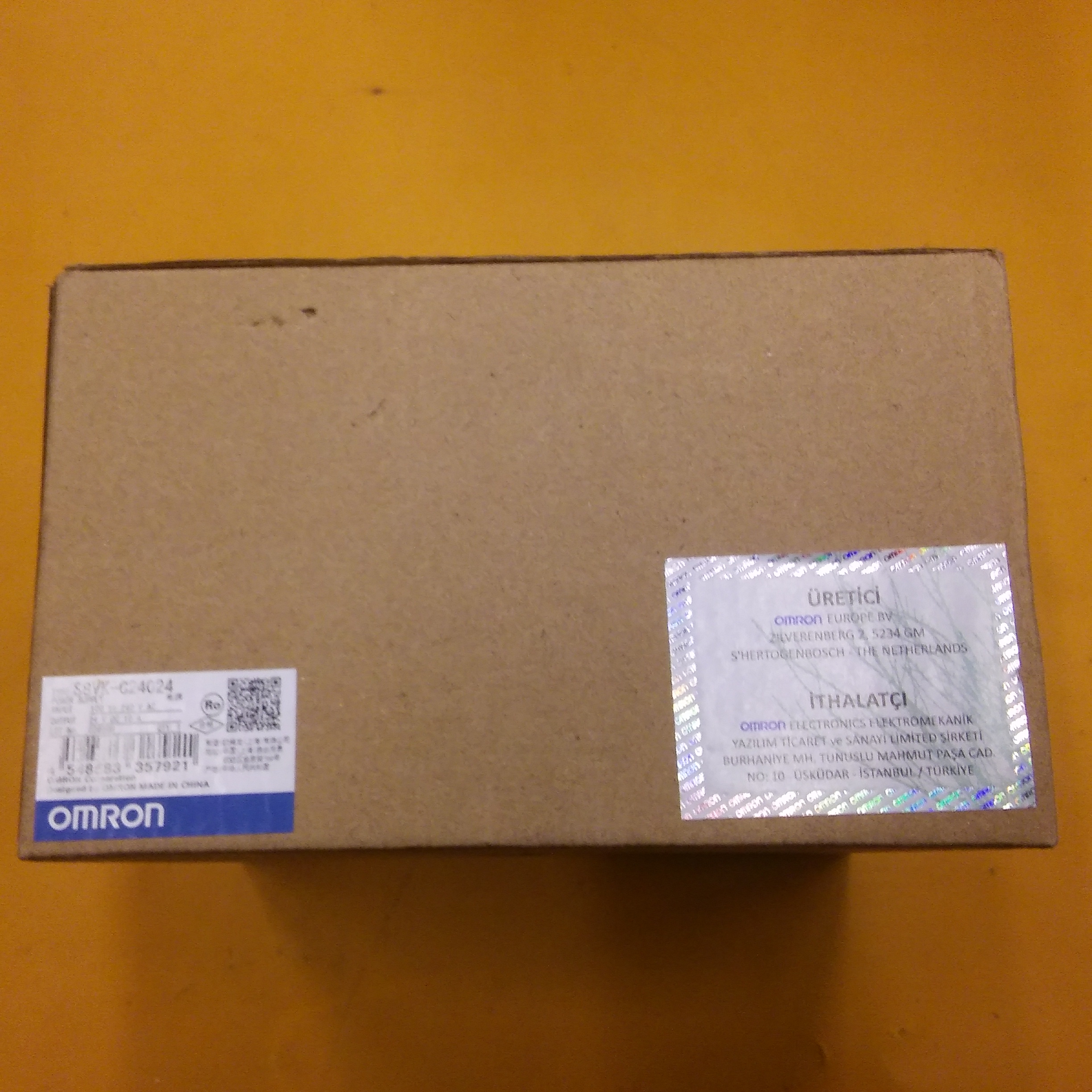 OMRON S8VK-C24024 24VDC 10A SIFIR KUTULU GÜÇ KAYNAĞI