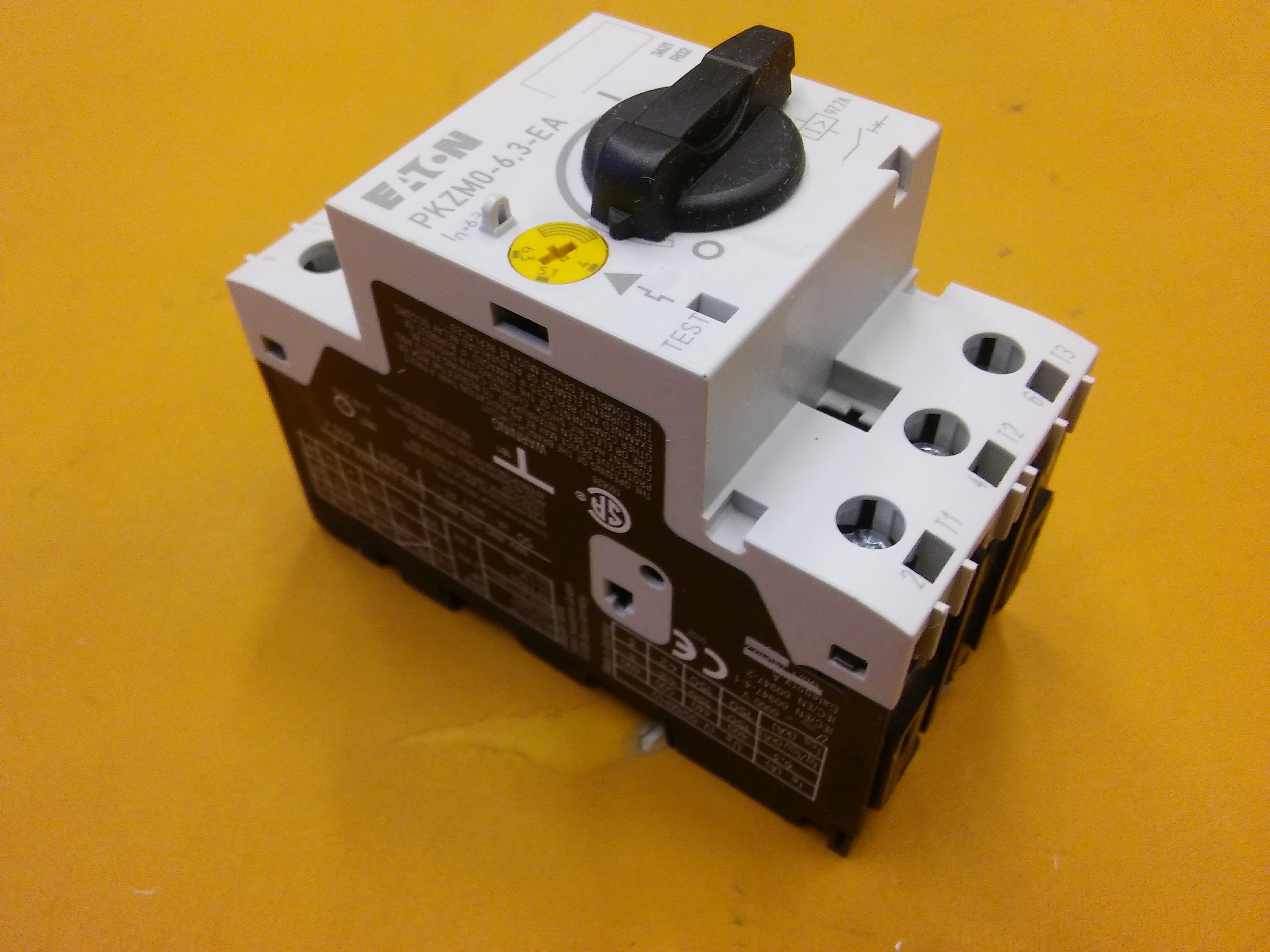 EATON PKZM0-6,3-EA Y7-189902 4,0-6,3A MOTOOR KORUMA ŞALTER TİPİ