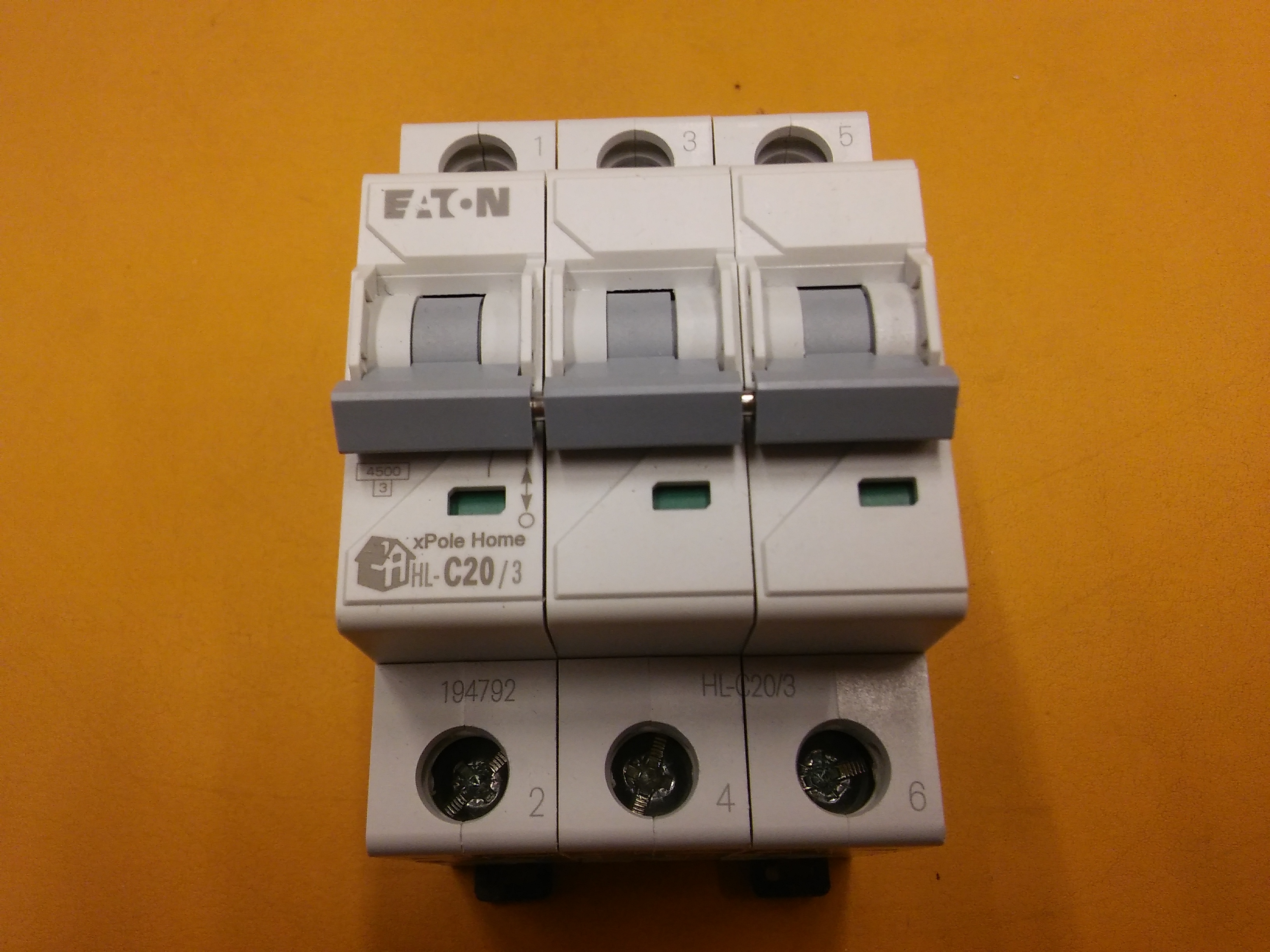 EATON HL-C20-3 HL-C20 194792 3X20 OTOMATİK SİGORTA