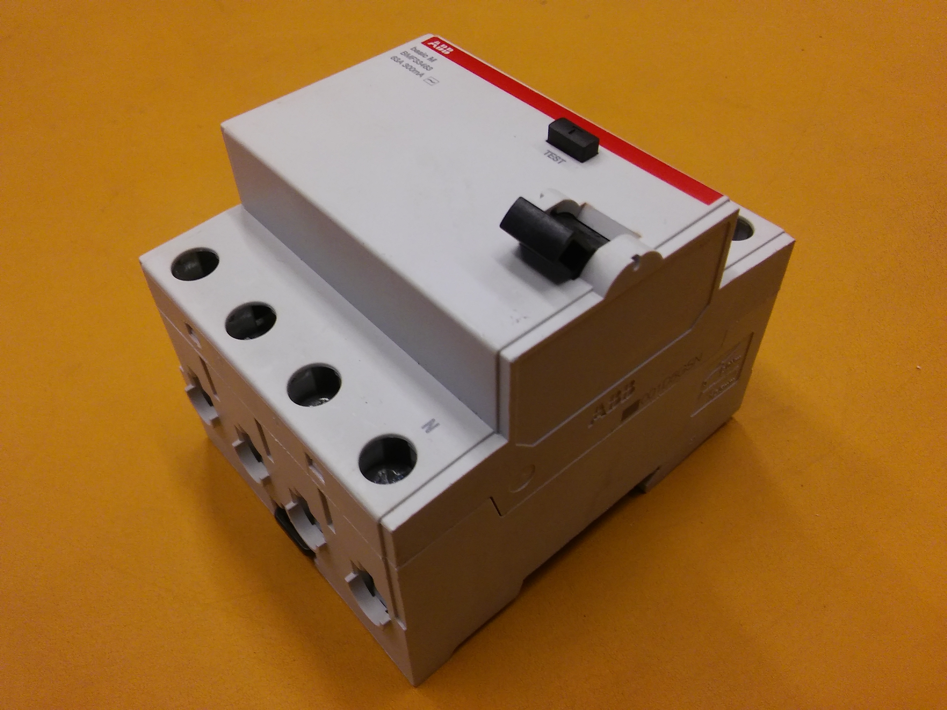 ABB BMF31463 63A 30MA BASİC M 63A KAÇAK AKIM