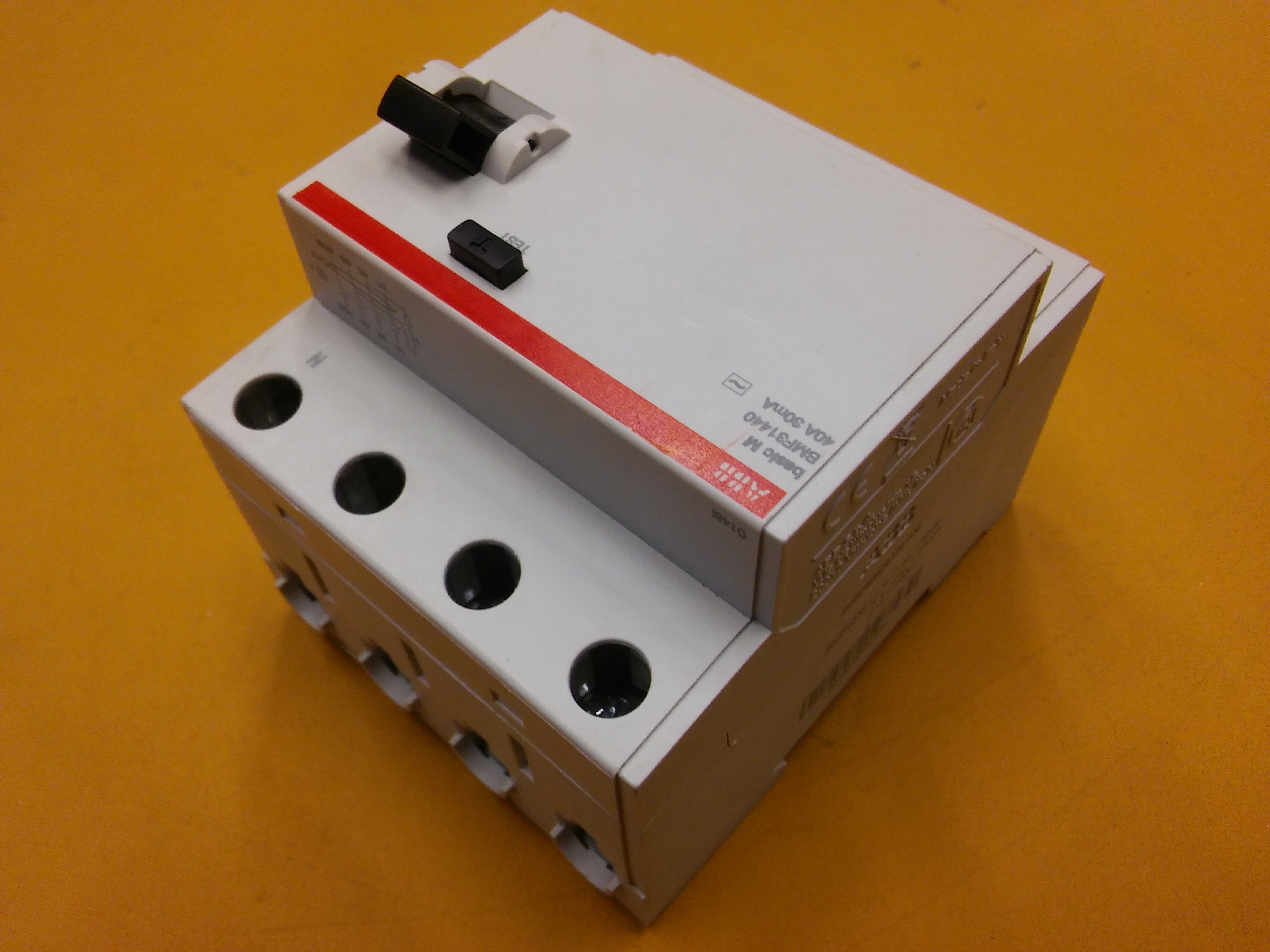 ABB BMF31440 BASİC M 40A 30MA 40A KAÇAK AKIM