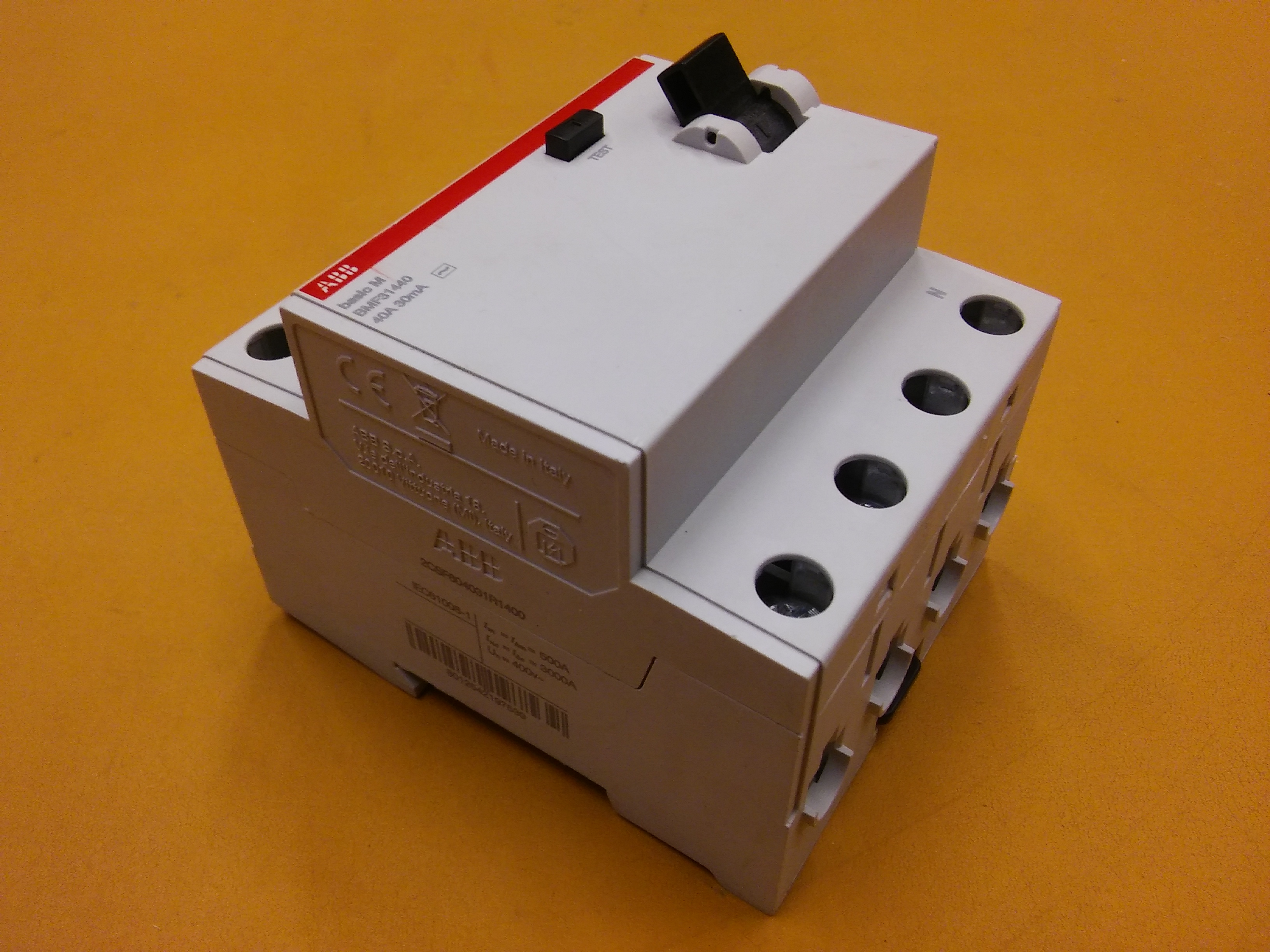 ABB BMF31440 BASİC M 40A 30MA 40A KAÇAK AKIM