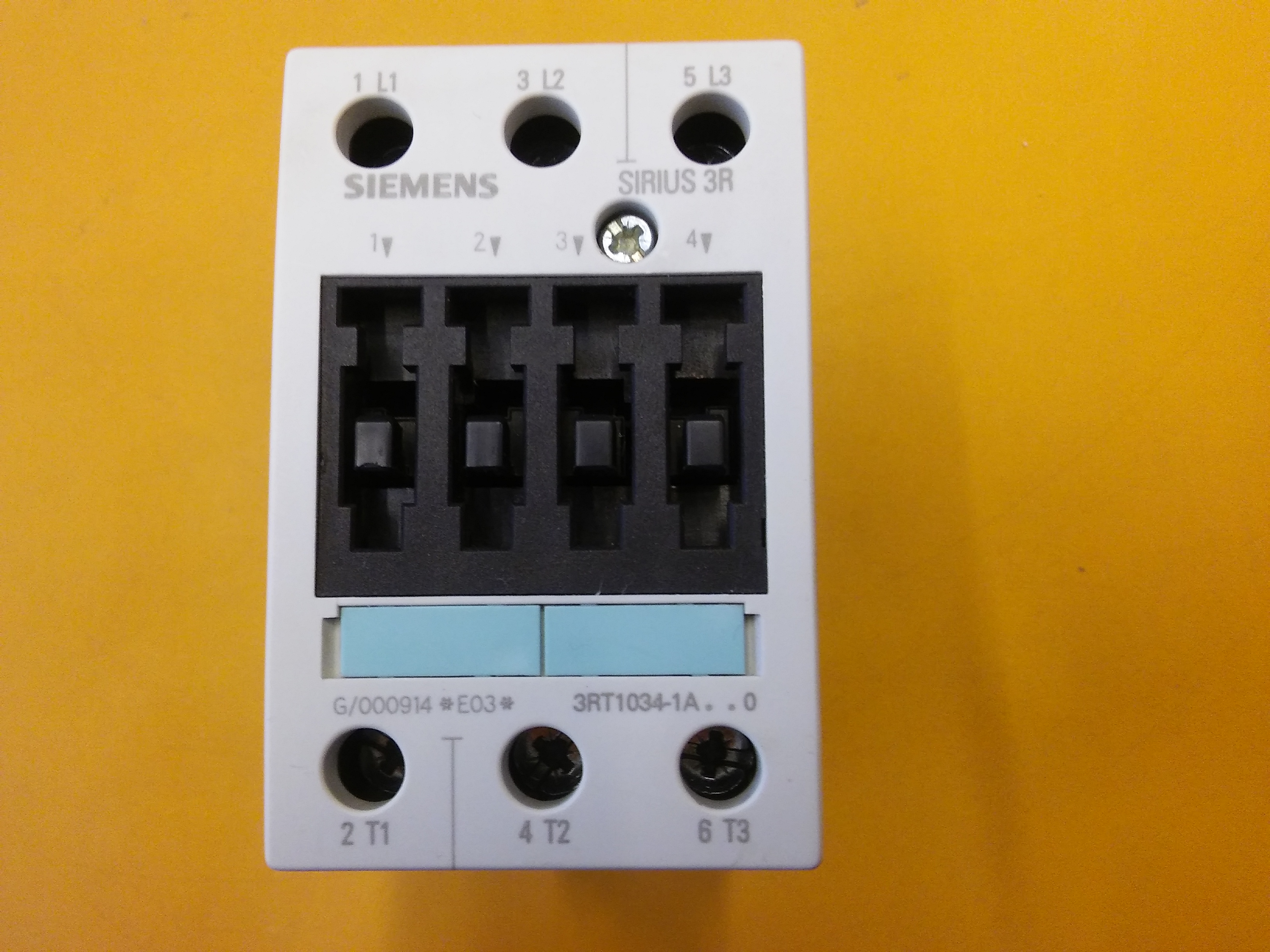 SIEMENS 3RT1034-1AP00 15KW 230VAC 50A KONTAKTÖR 3RH1921-1FA22 YARDIMCI KONTAK