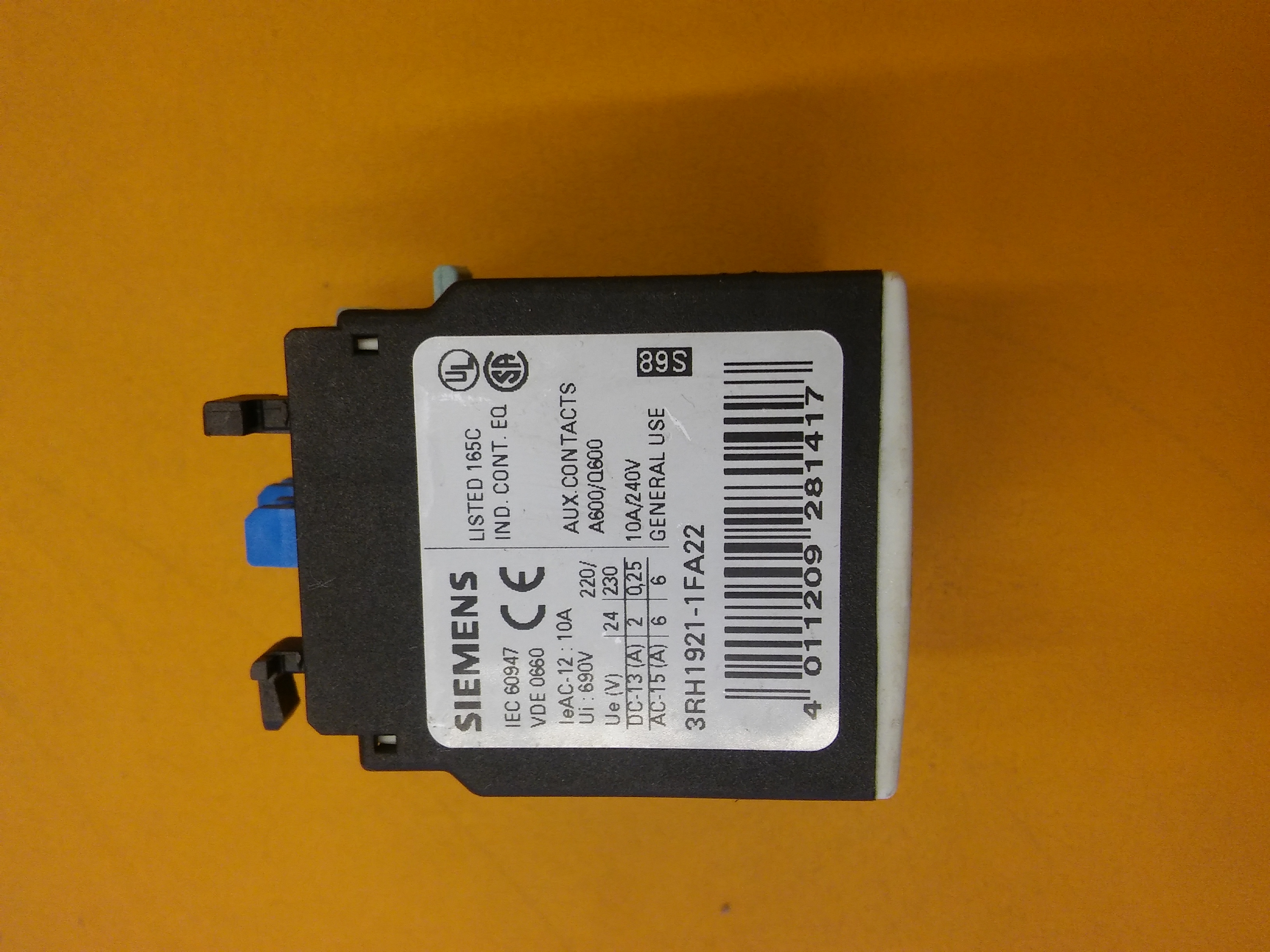 SIEMENS 3RH1921-1FA22 2 NO 2 NC KONTAKTÖR YARDIMCI KONTAGI