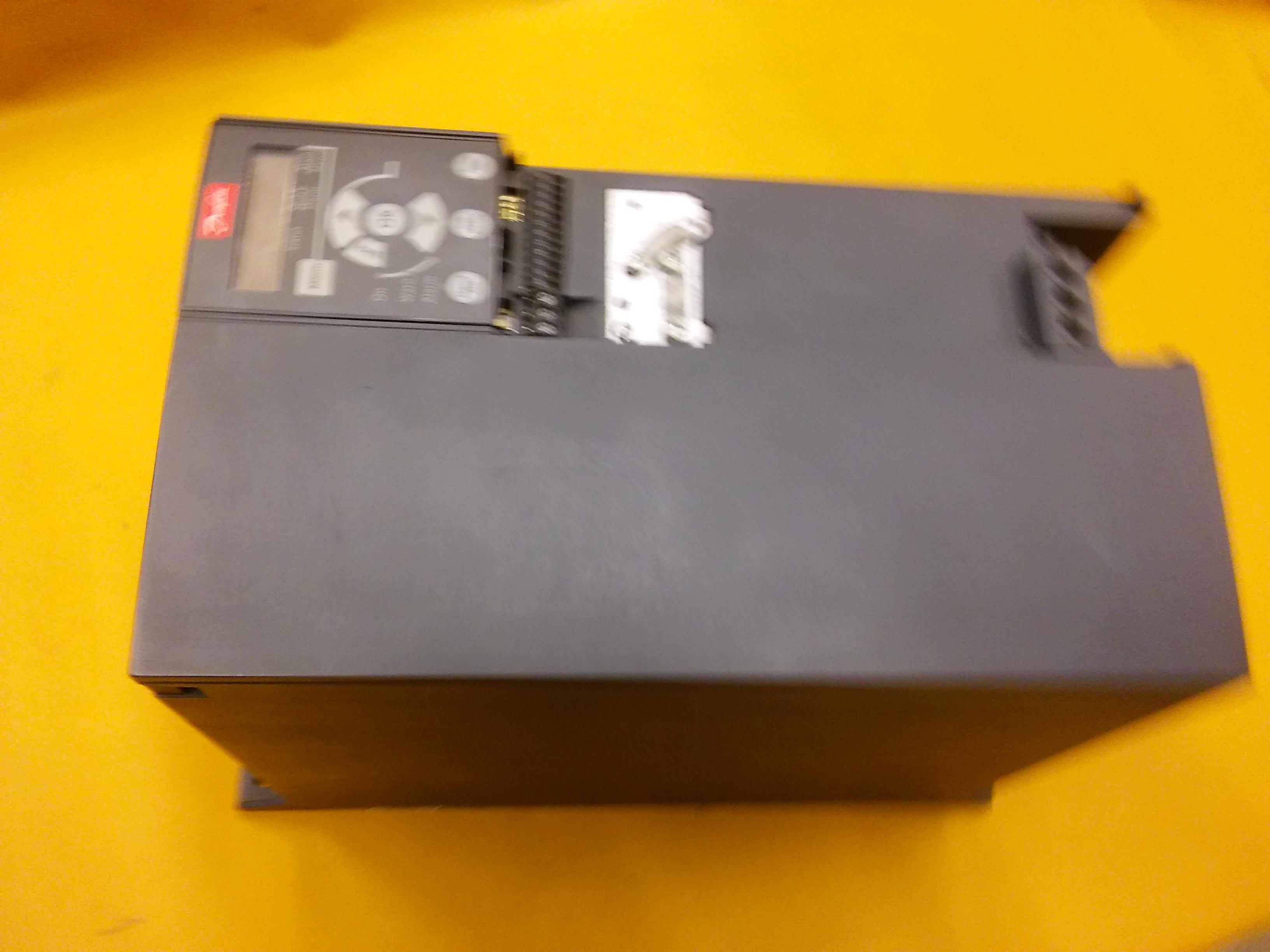 DANFOSS FC-051P18KT4E20H3BXC FC-051P18K 132F0060 MİCRO DRİVE 18,5KV SÜRÜCÜ FC 18,5KW