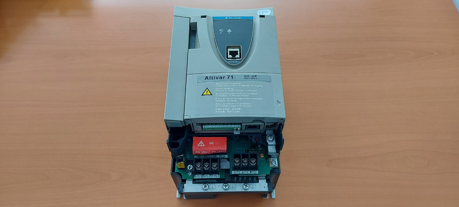 SCHNEİDER ATV71HU40N4 ATV71HU40N4Z ATV71HU30N4 ATV71HU22N4 ATV71 KONTROL KARTI VE SÜRÜCÜ