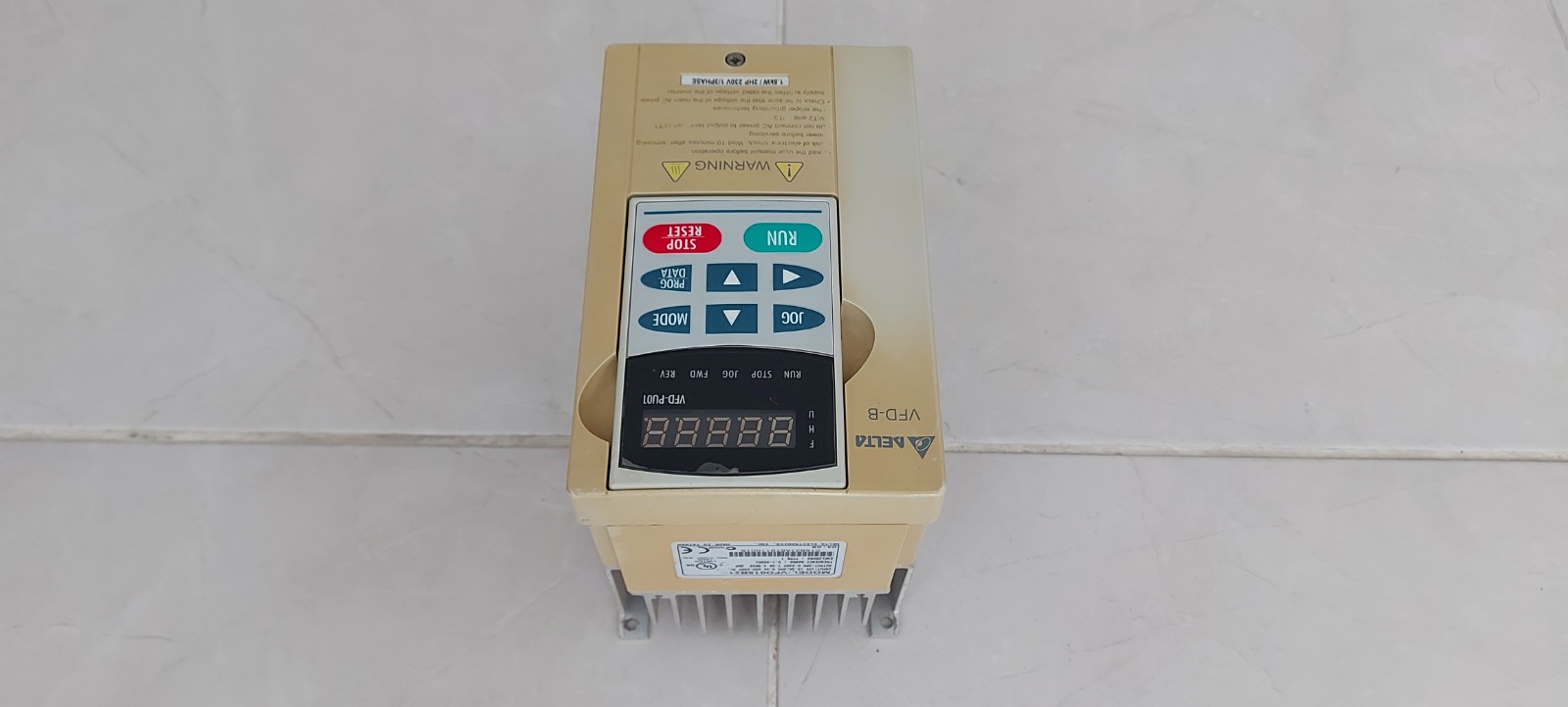 DELTA VFD015B21A VFD-B VFDB 1.5 KW SÜRÜCÜ