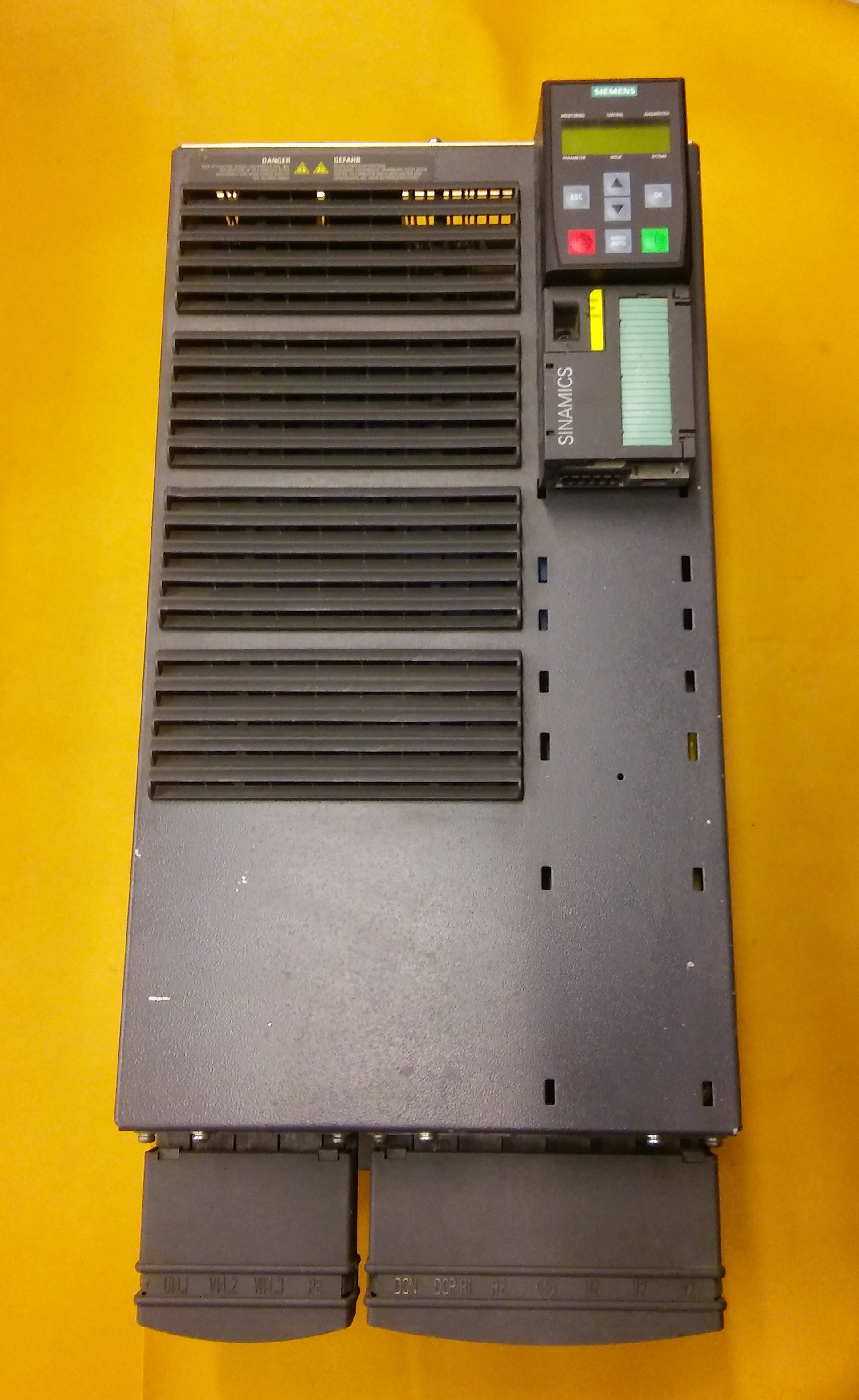 SIEMENS 6SL3225-0BE33-7AA0 SINAMICS POWER MODULE 250 MODÜL 250 45KW SÜRÜCÜ