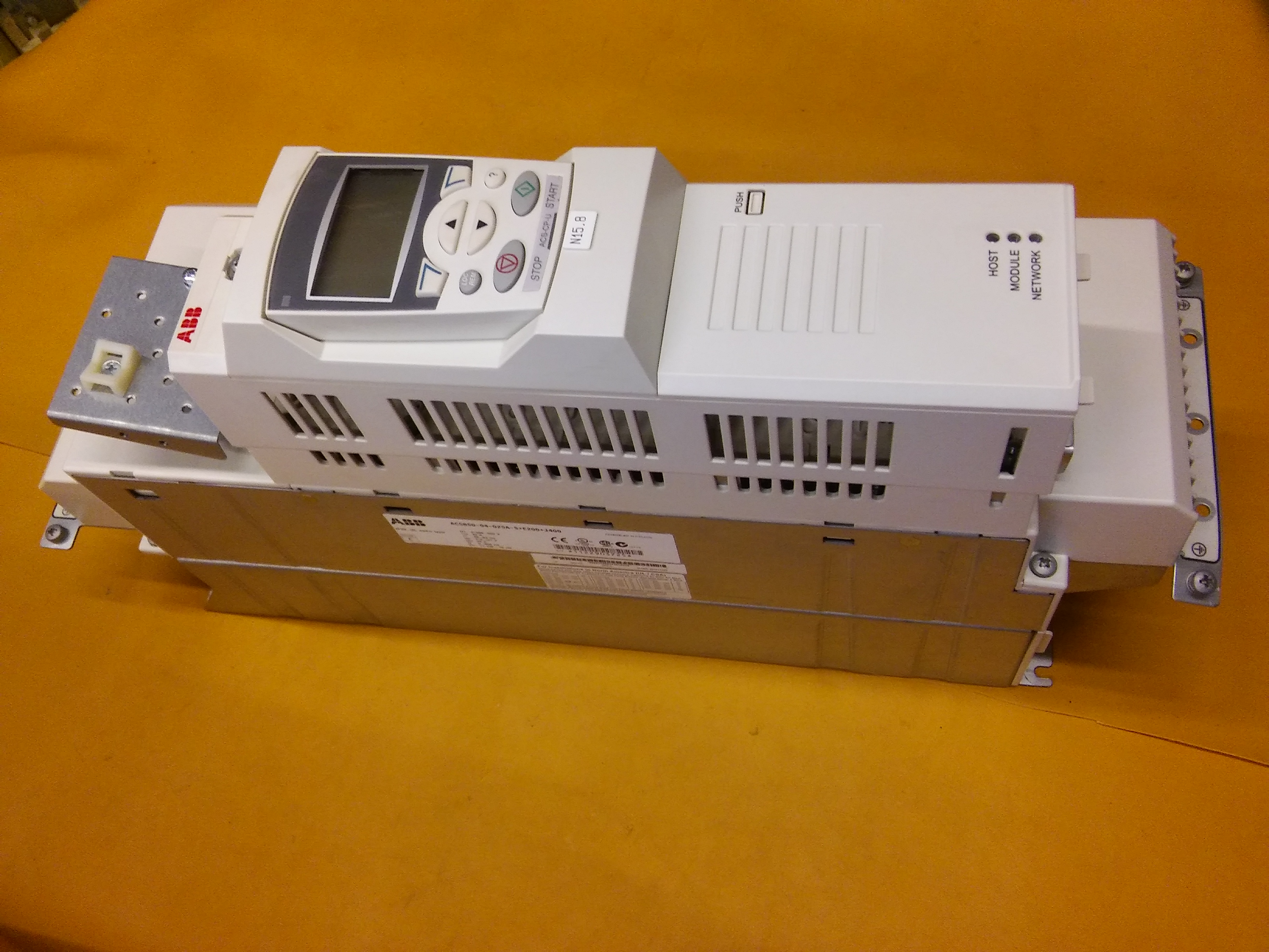 ABB ACS850-04-025A-5-E200-J400 ACS850-04-025A-5 ACS850 11KW SÜRÜCÜ