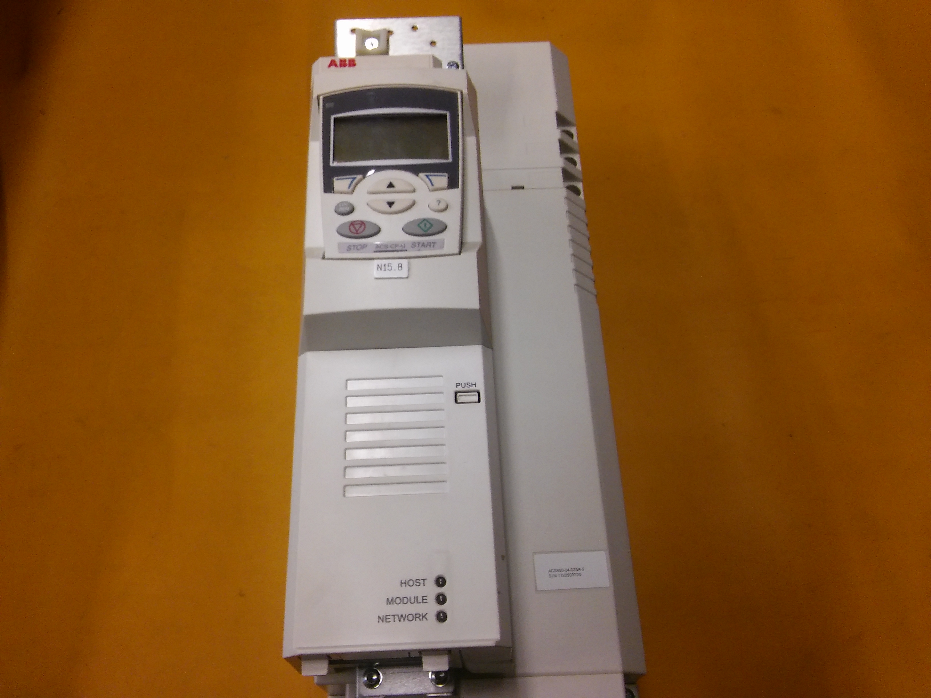 ABB ACS850-04-025A-5-E200-J400 ACS850-04-025A-5 ACS850 11KW SÜRÜCÜ