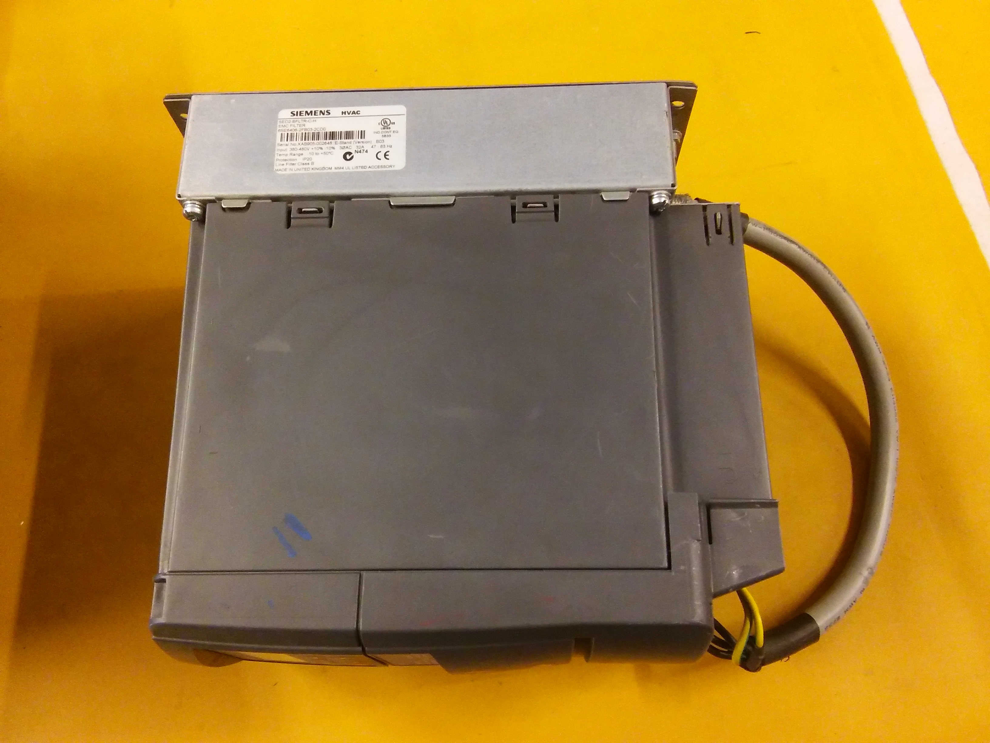 SIEMENS 6SE6436-2BD27-5CA0 7,5KW 6SE6406-2FB03-2CD0  EMC FİLTER VE 7,5KW SÜRÜCÜ