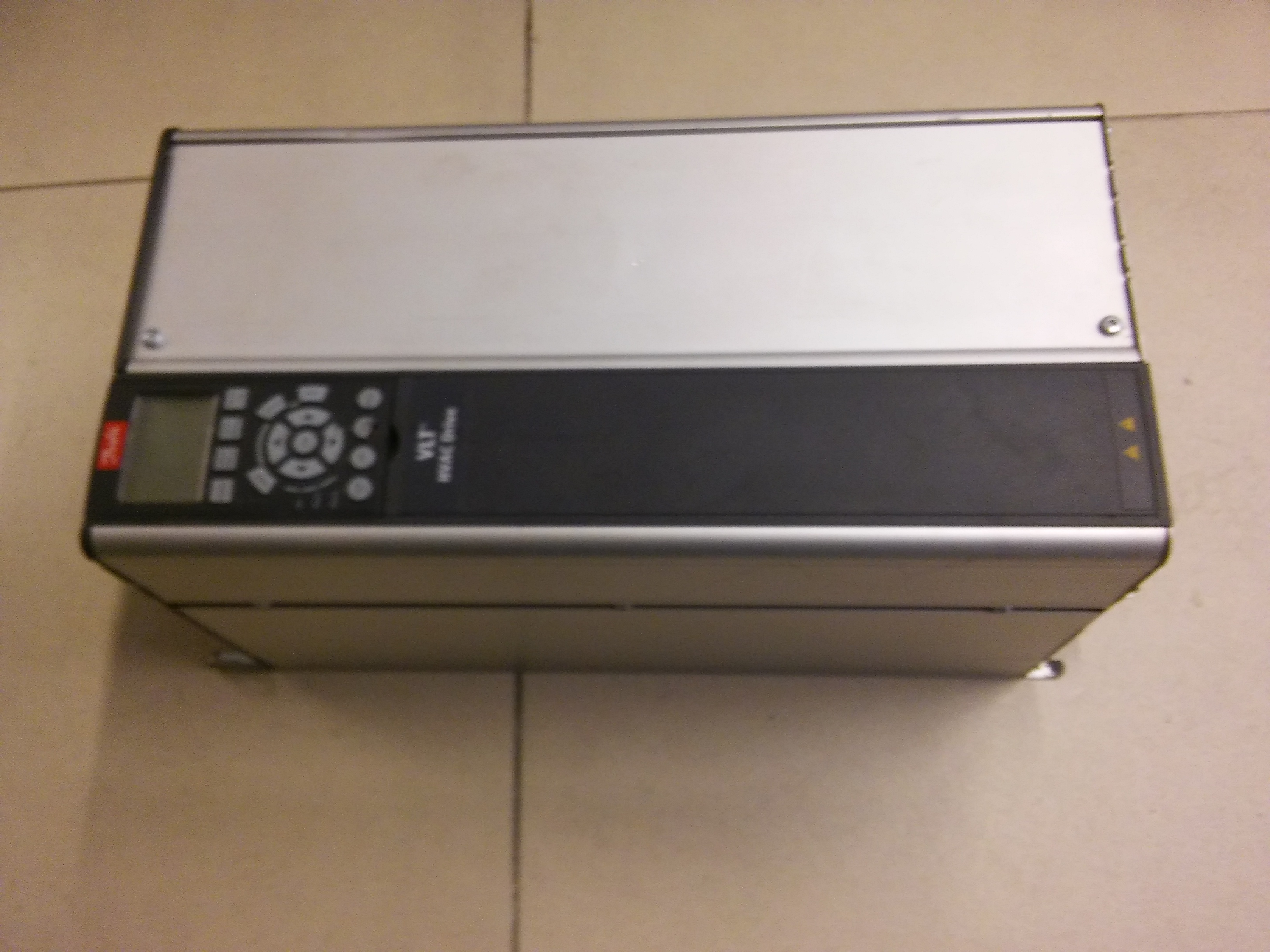 DANFOSS FC-102P30KT4E20H2XG FC-102P30 FC-102 30KW FC 102 30KW SÜRÜCÜ