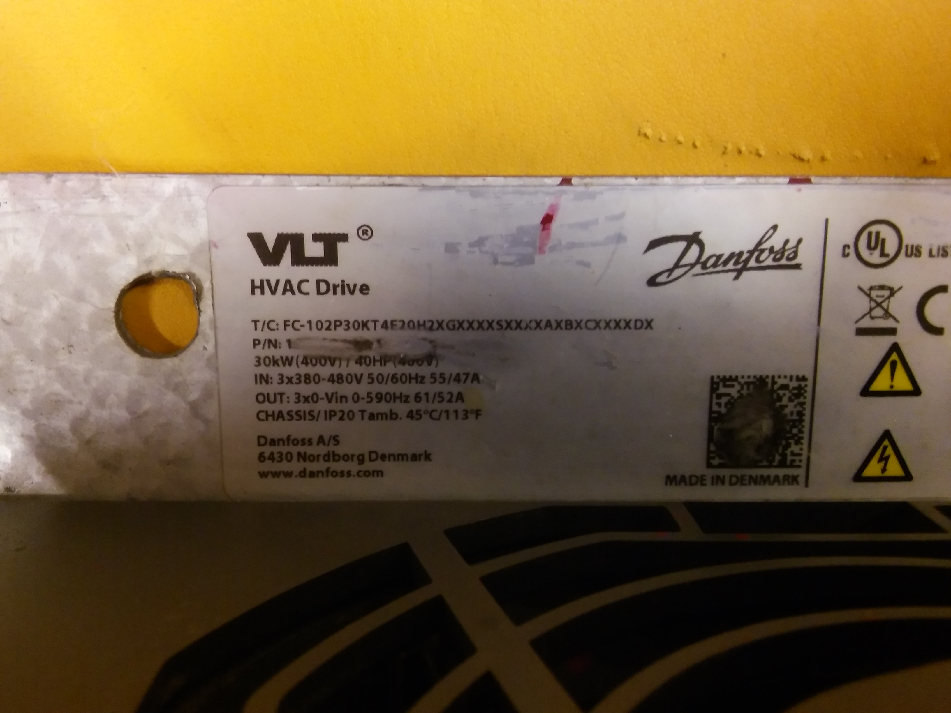 DANFOSS FC-102P30KT4E20H2XG FC-102P30 FC-102 30KW FC 102 30KW SÜRÜCÜ