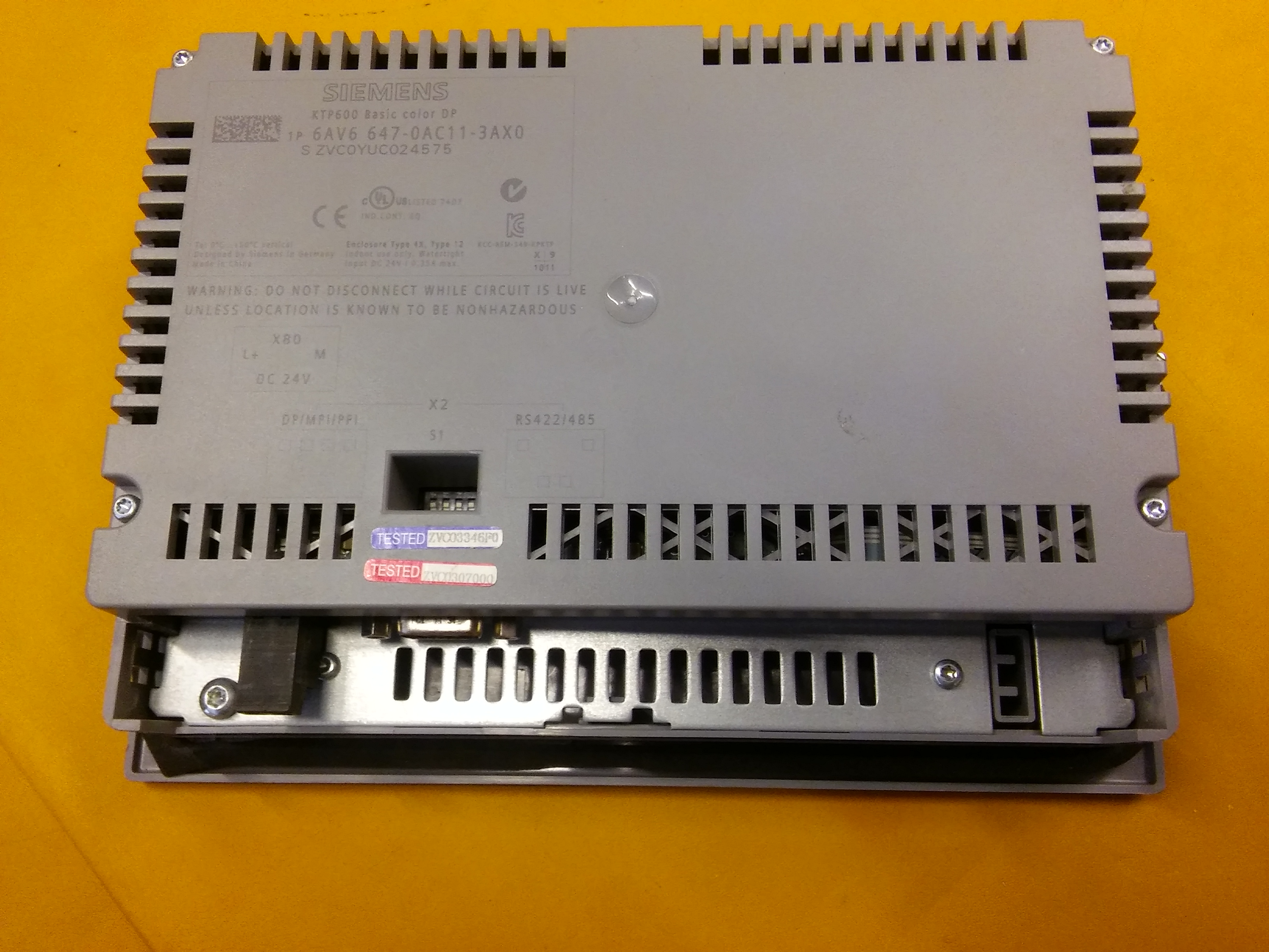 SIEMENS 6AV6 647-0AC11-3AX0 6AV6647-0AC11-3AX0 KTP600 SIMATIC TOUCH PANEL