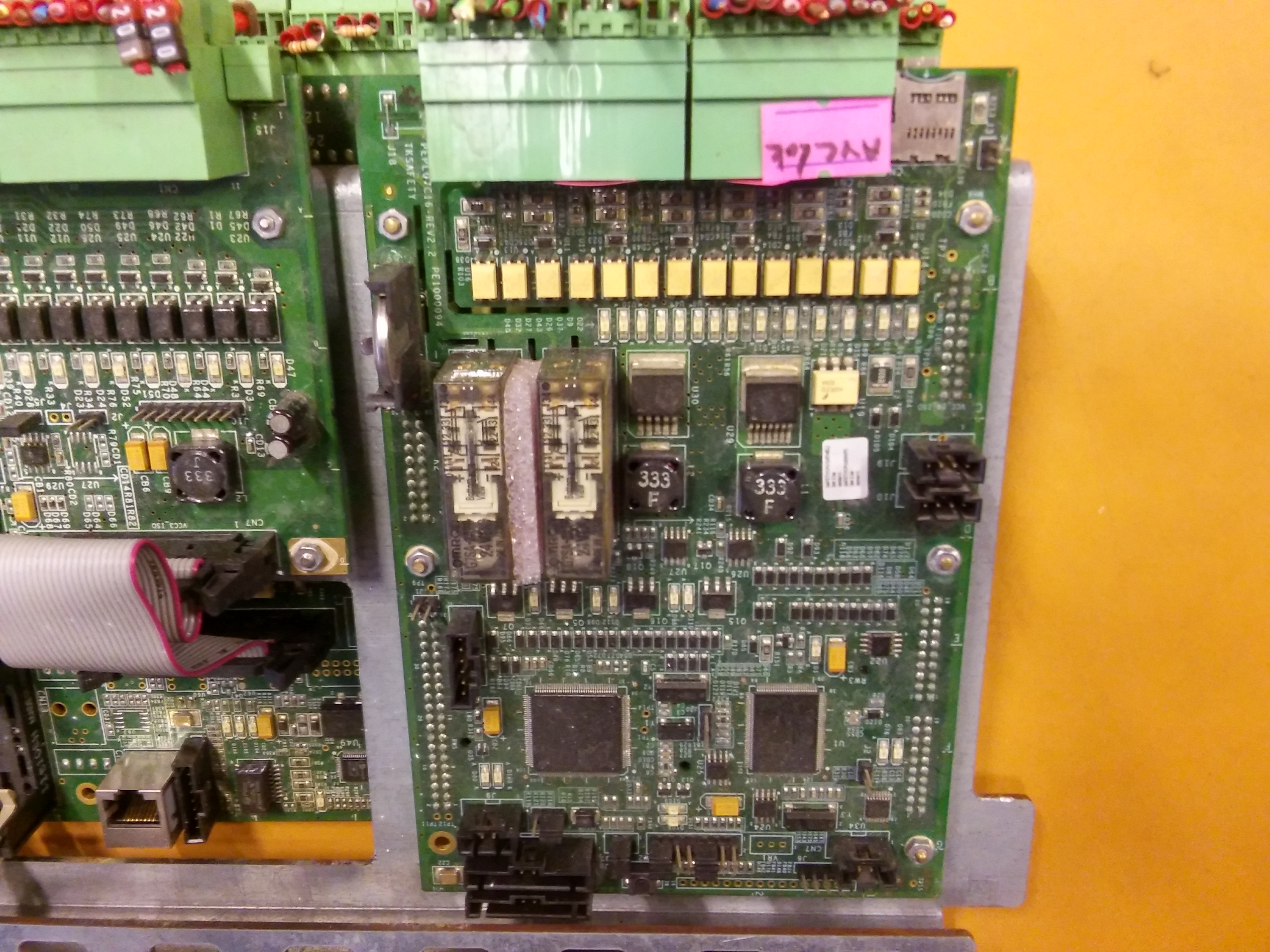 THYSSENKRUPP 11BE950400 DIAGNO SW 2,0A SAFETYCPU1 SW 2,0D CPU AYCLOK YÜRÜYEN MERDİVEN VE ASANSÖR KARTLARI