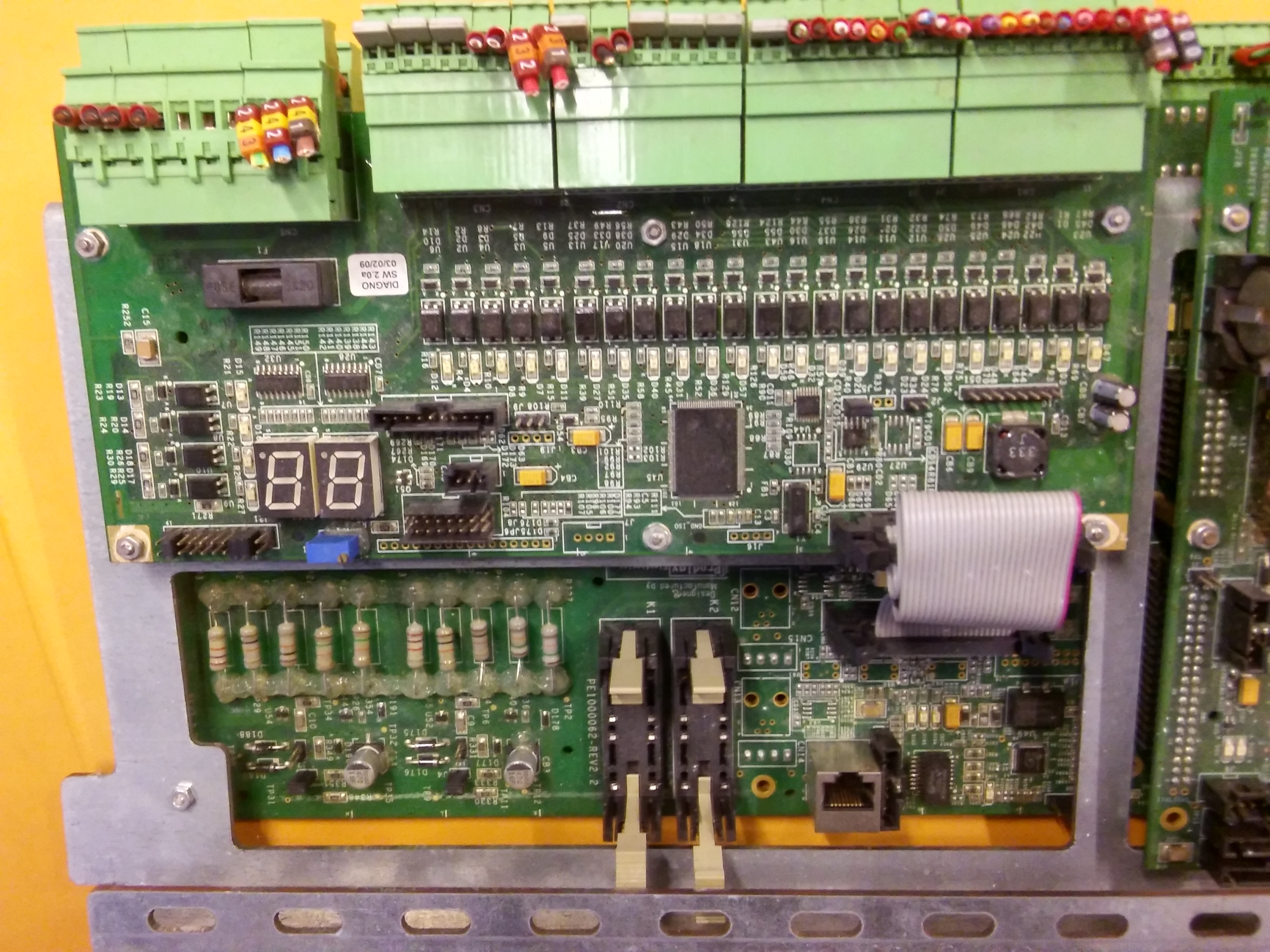 THYSSENKRUPP 11BE950400 DIAGNO SW 2,0A SAFETYCPU1 SW 2,0D CPU AYCLOK YÜRÜYEN MERDİVEN VE ASANSÖR KARTLARI