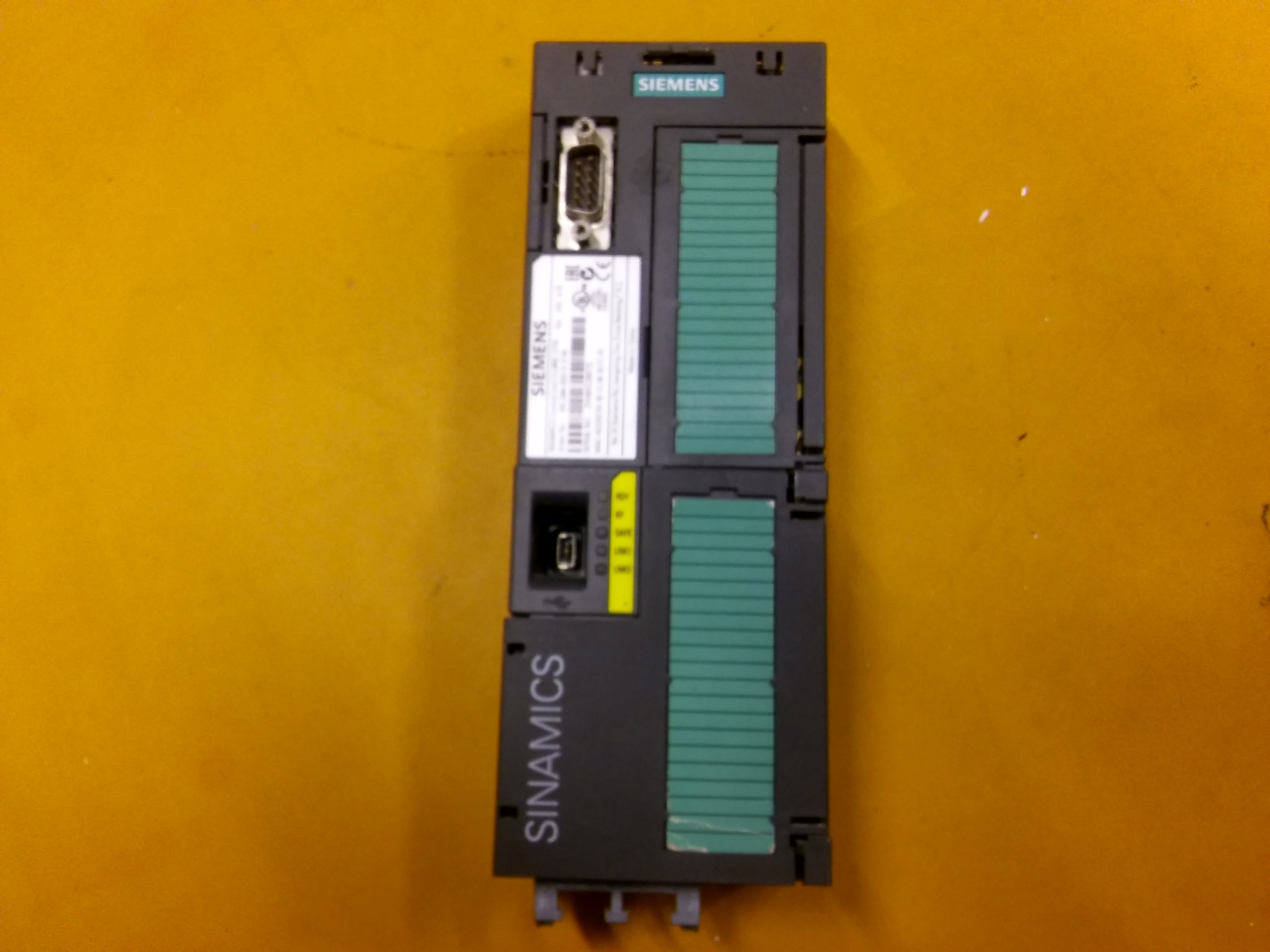 SIEMENS 6SL3244-0BB12-1FA0 SINAMICS CU240E-2 PN PROFİNET KONTROL ÜNİTESİ