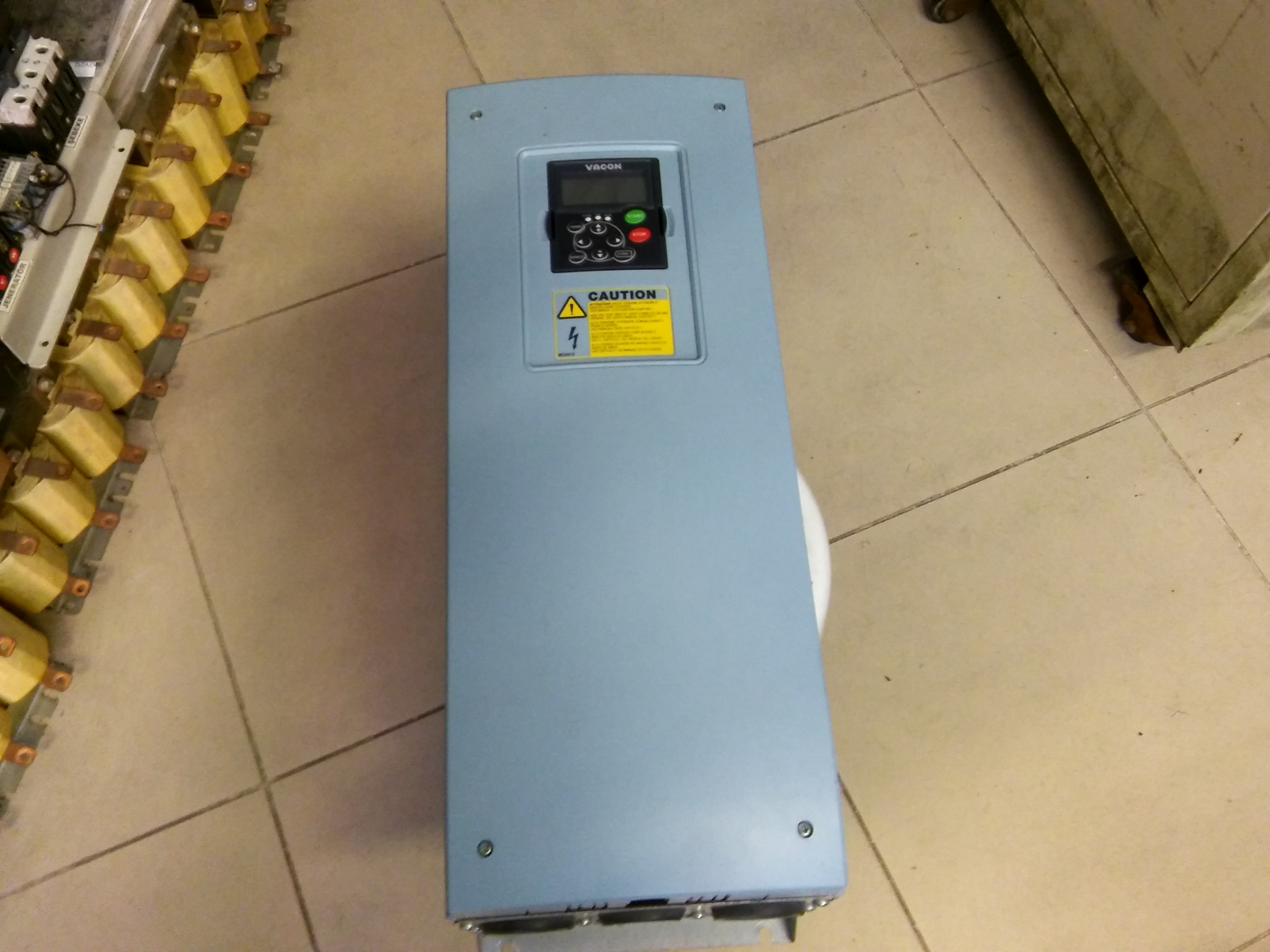 VACON NXS01055A2H0SSVA1A2 NXS01055A NXS 45 55KW SÜRÜCÜ
