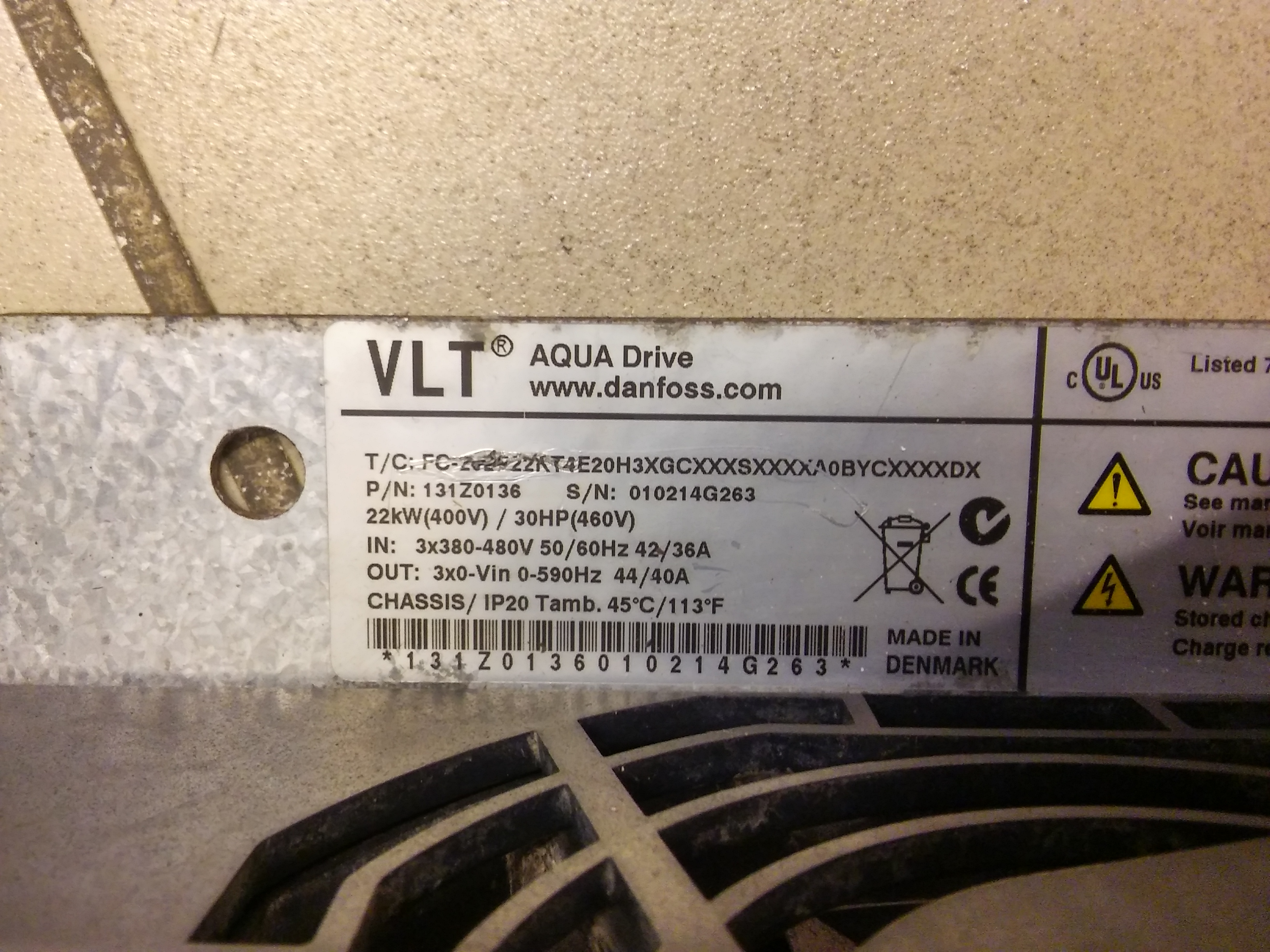 DANFOSS FC-202P22KT4E20H2XG 131F6765 131Z0136 VLT AQUA DRİVE 22KW SÜRÜCÜ