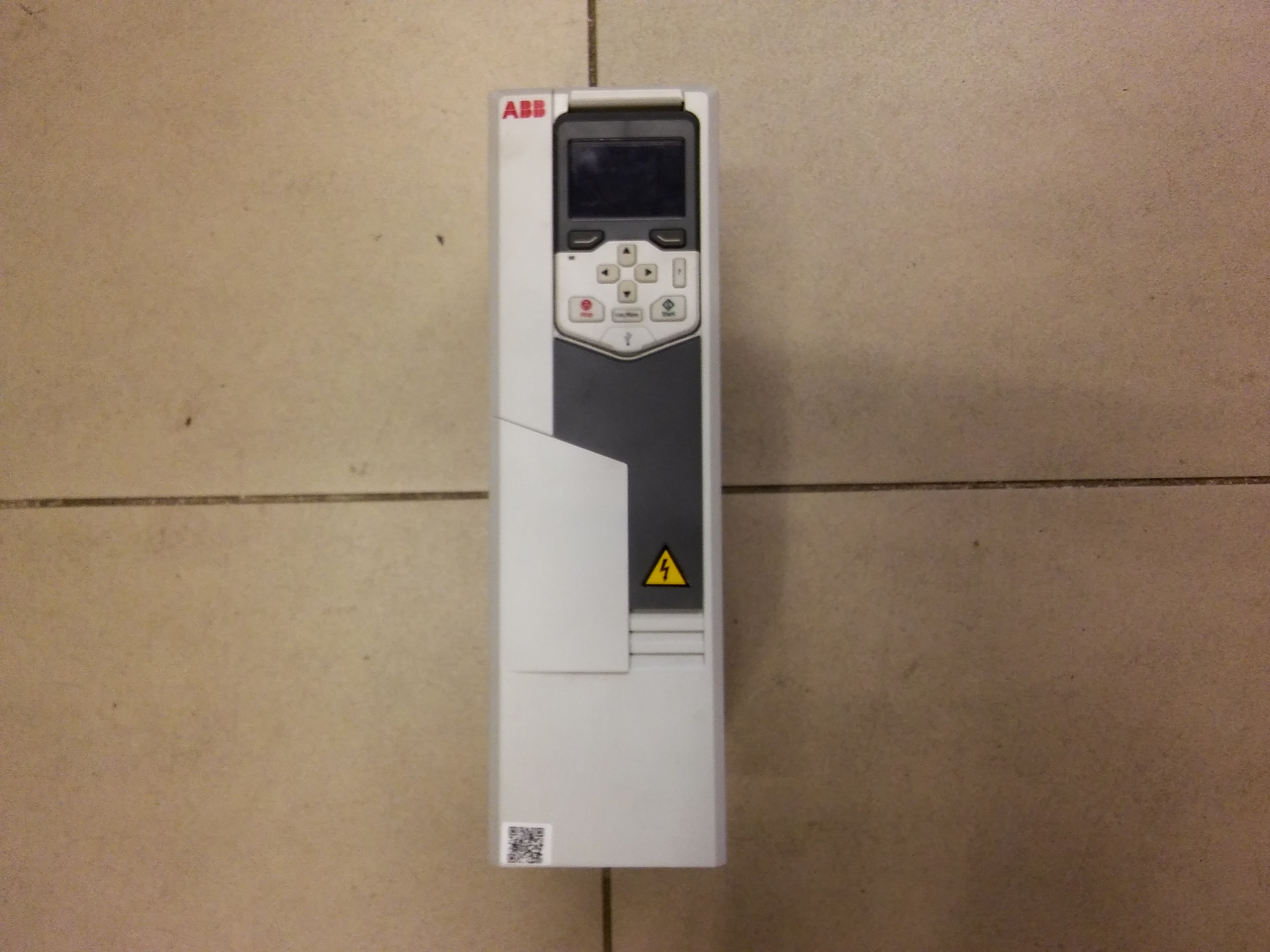 ABB ACS580-01-026A-4 ACS580 11KW  SÜRÜCÜ