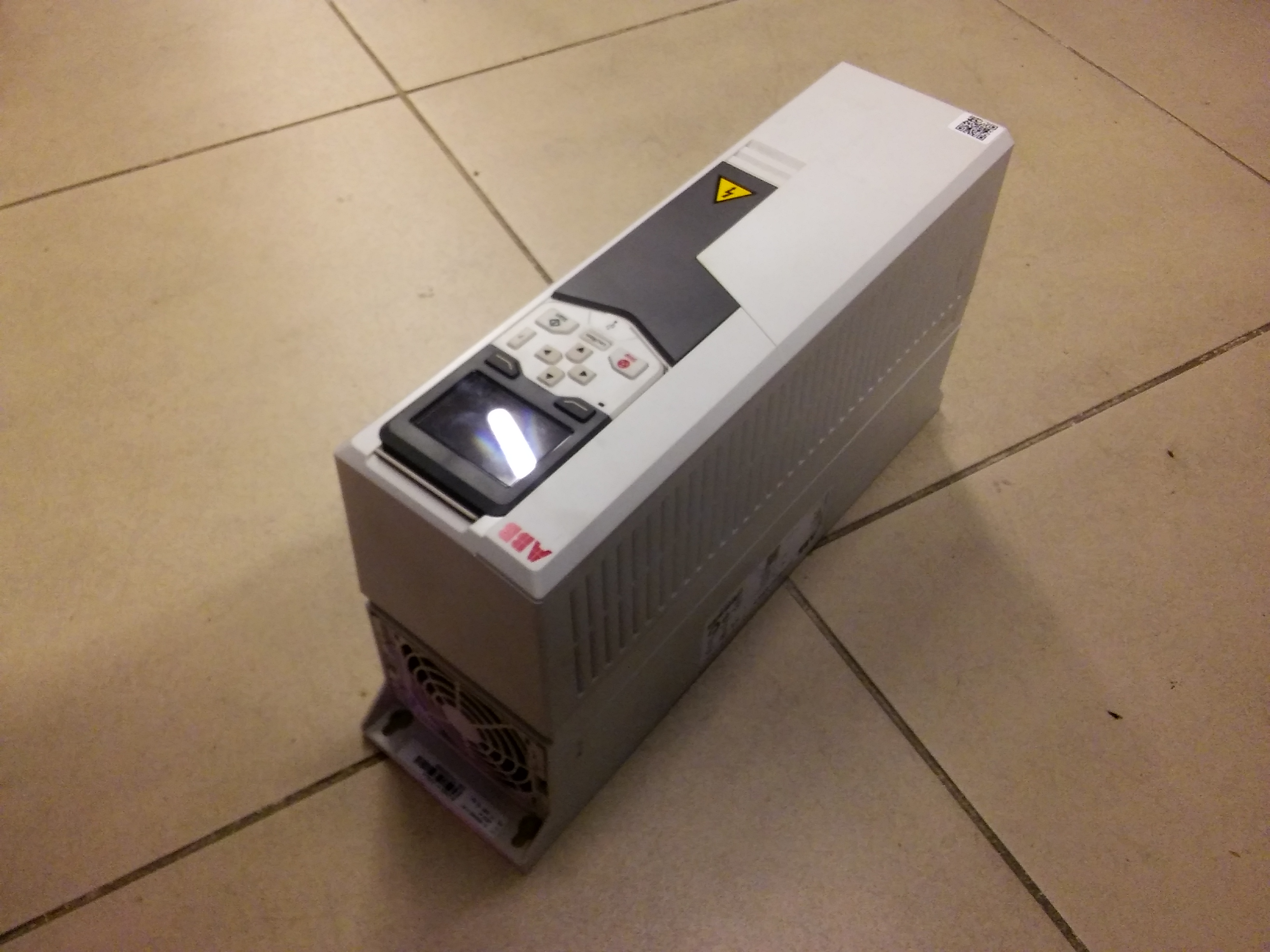 ABB ACS580-01-026A-4 ACS580 11KW  SÜRÜCÜ