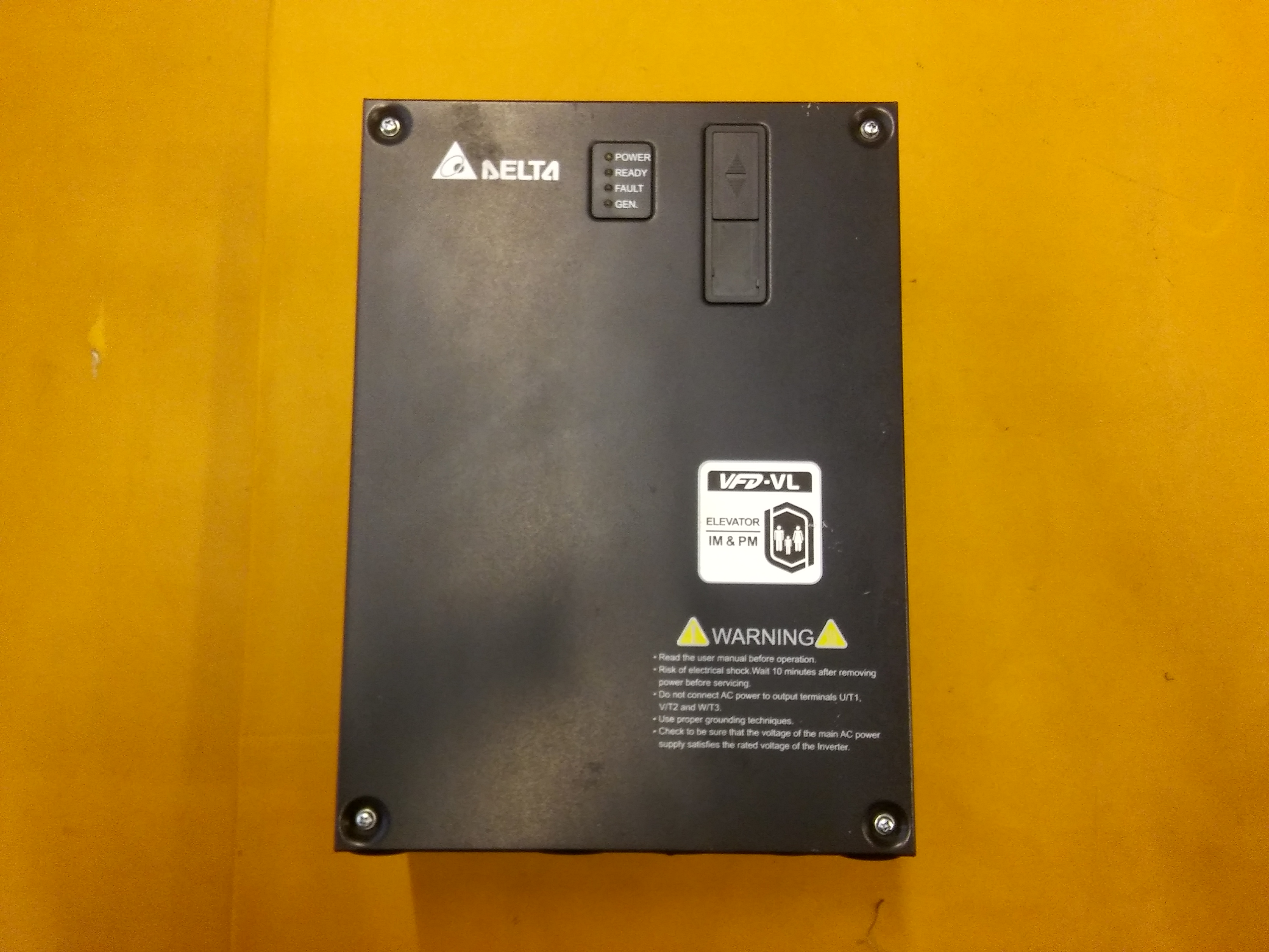 DELTA VFD055VL43A VFD-VL SERİSİ 5,5 KW SÜRÜCÜ