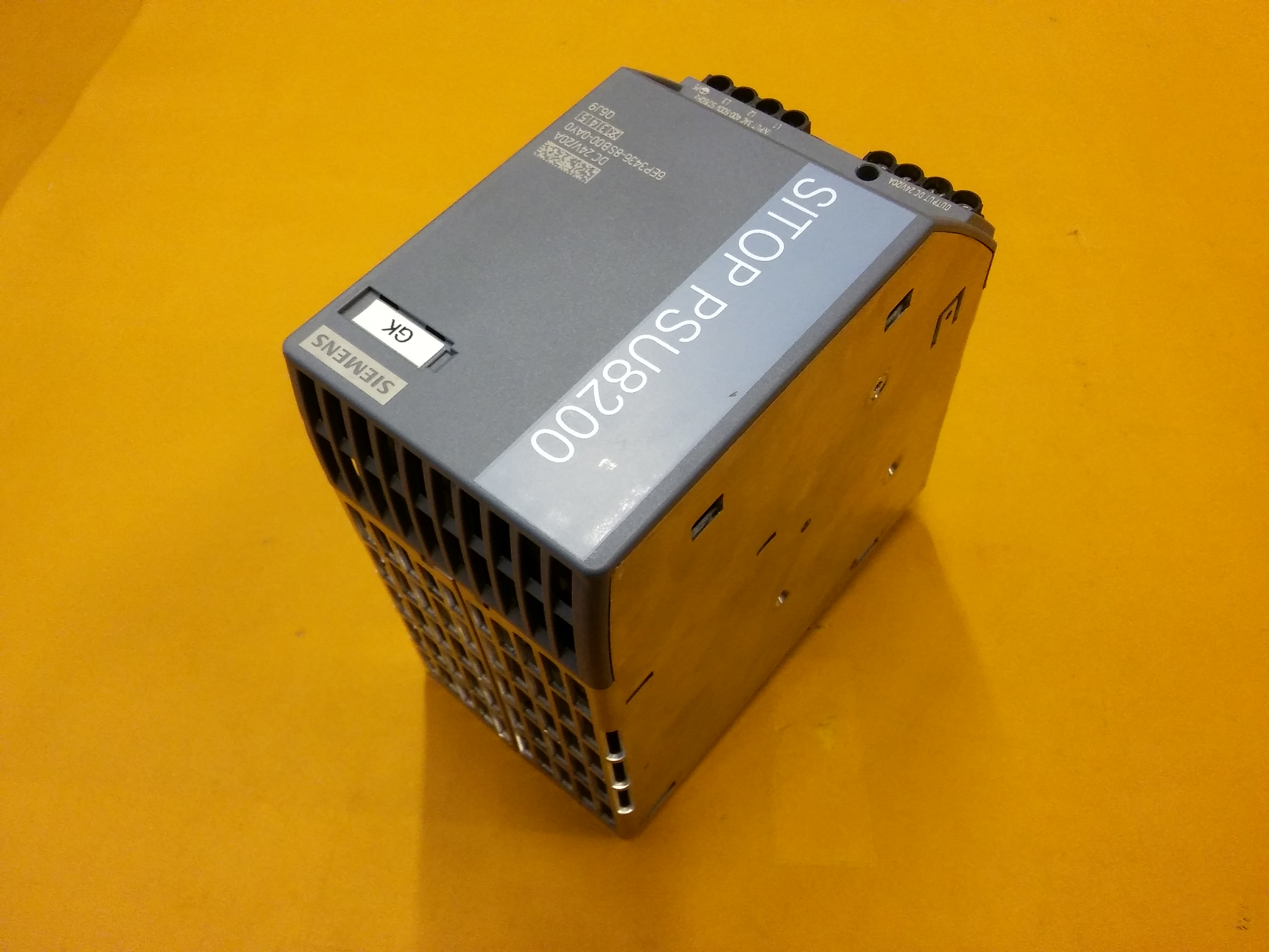 SIEMENS 6EP3436-8SB00-0AY0 STOP MODULAR PSU8200 3FAZ GİRİŞLİ 500V 24VDC 20A GÜÇ KAYNAĞI