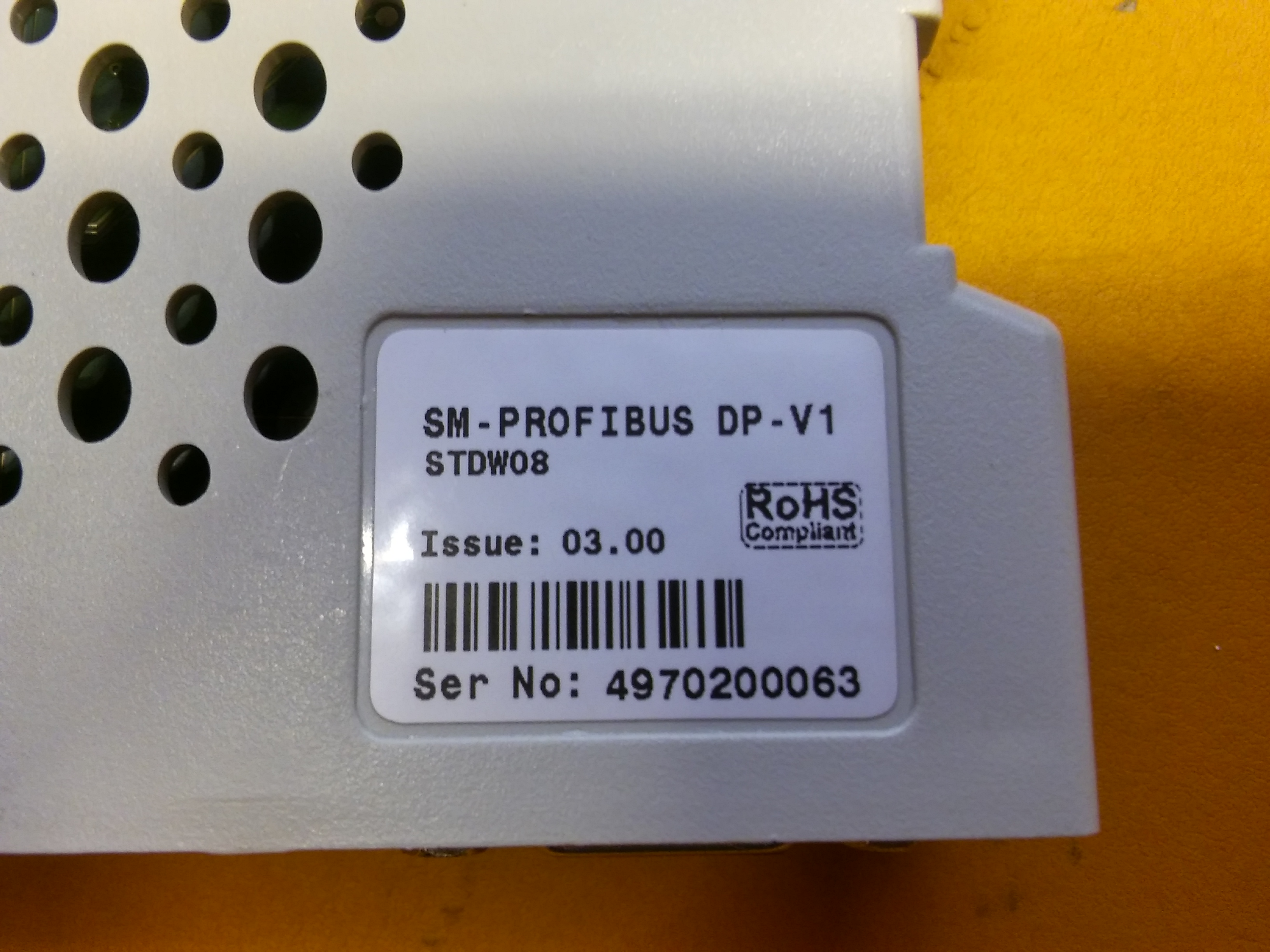 EMERSON SM-PROFIBUS DP-V1 STDW08 SÜRÜCÜ HABERLEŞME MODÜLÜ