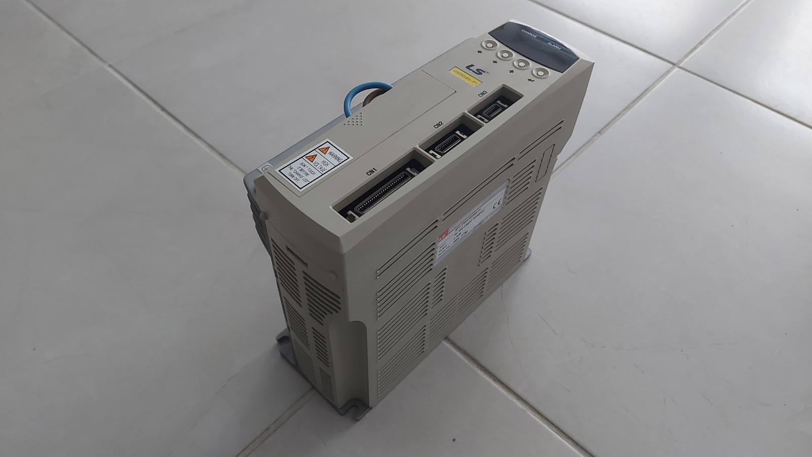LS APD-VS05(G4)EN-P1 APD-VS05 VS05G4EN-P1 VS05G4N APDVS05 SERVO SÜRÜCÜ 4.3 AMPER