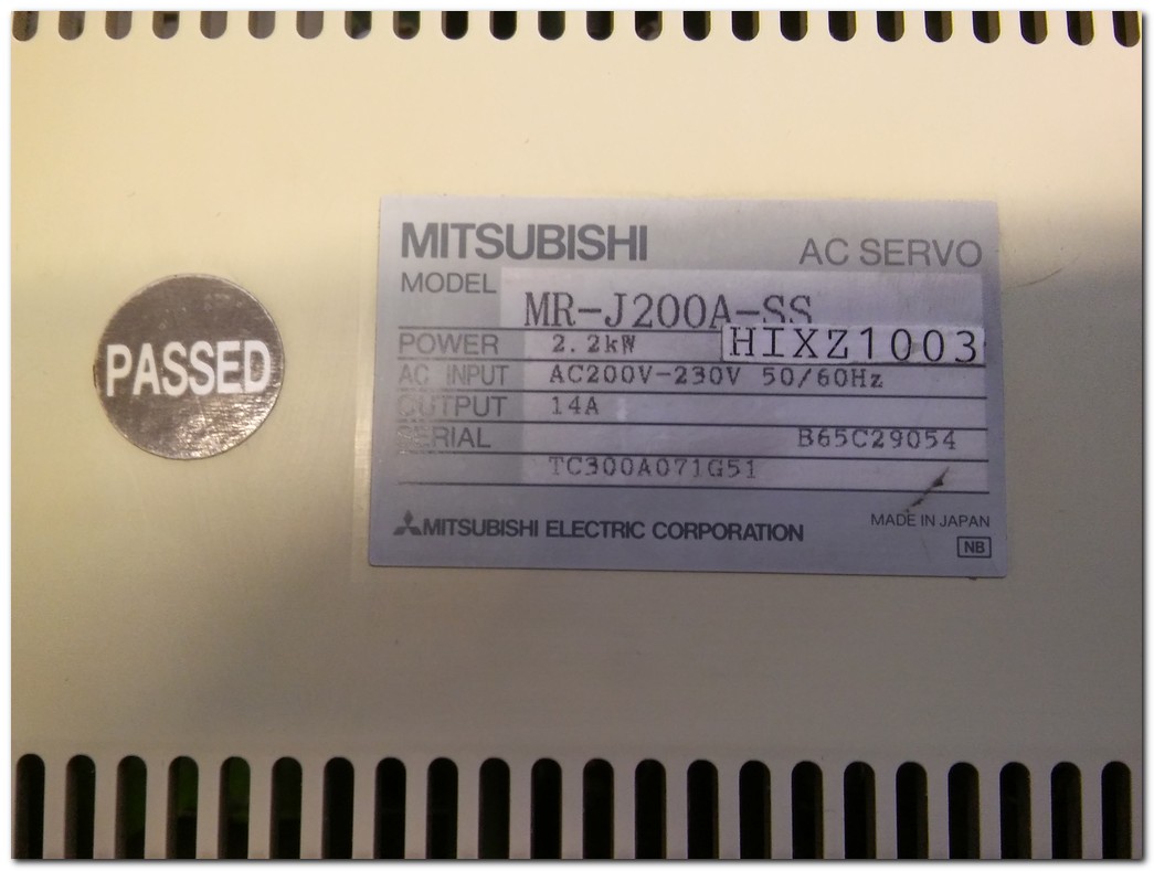 MİTSUBİSHİ MR-J200A-SS MR-J200A 2,2KW AC SERVO DRIVER 2,2 KW SERVO SÜRÜCÜ