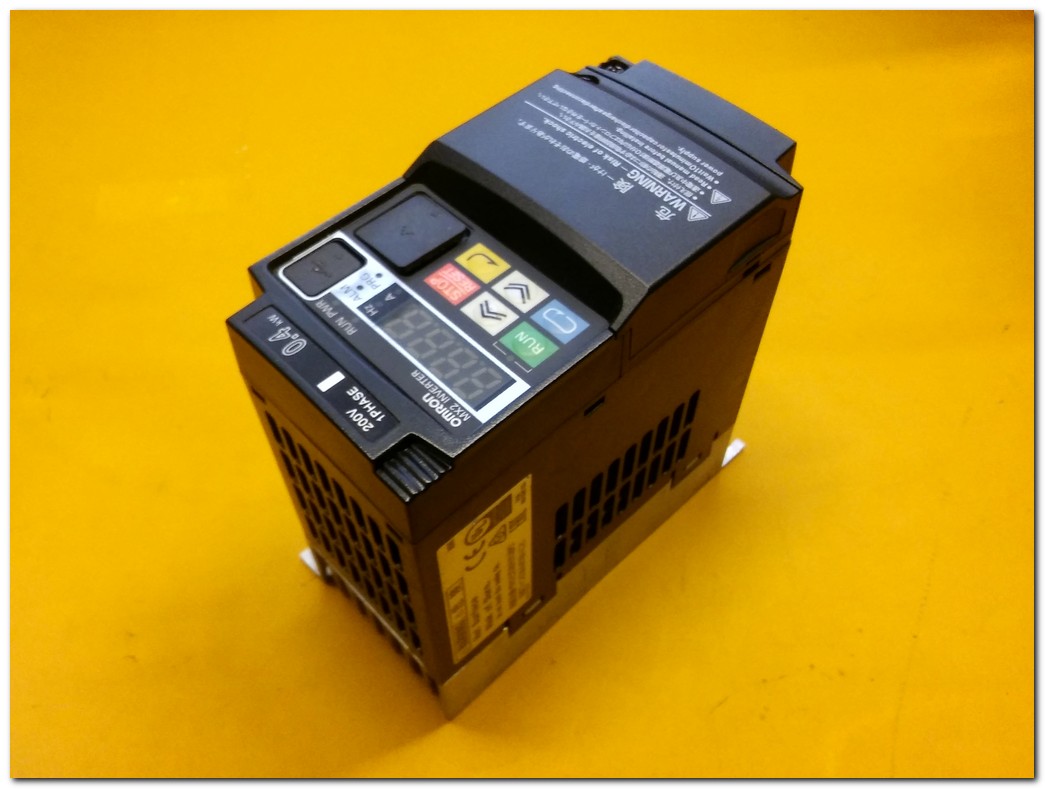OMRON 3G3MX2-AB004-E 0,40 KW SÜRÜCÜ MX2 0,4KW INVERTER