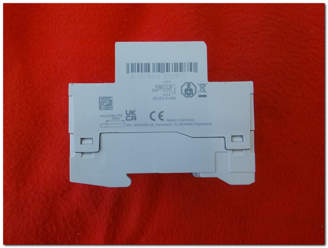 SIEMENS 5SV5342-6 25A SIFIR KUTULU KAÇAK AKIM KORUMA RÖLESİ