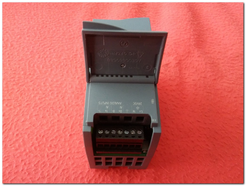 SİEMENS 6ES7 231-4HD32-0XB0 6ES7231-4HD32-0XB0 SM 1231 AI SIMATİC S7-1200 ANALOG GİRİŞ ÇIKIŞ MODÜLÜ