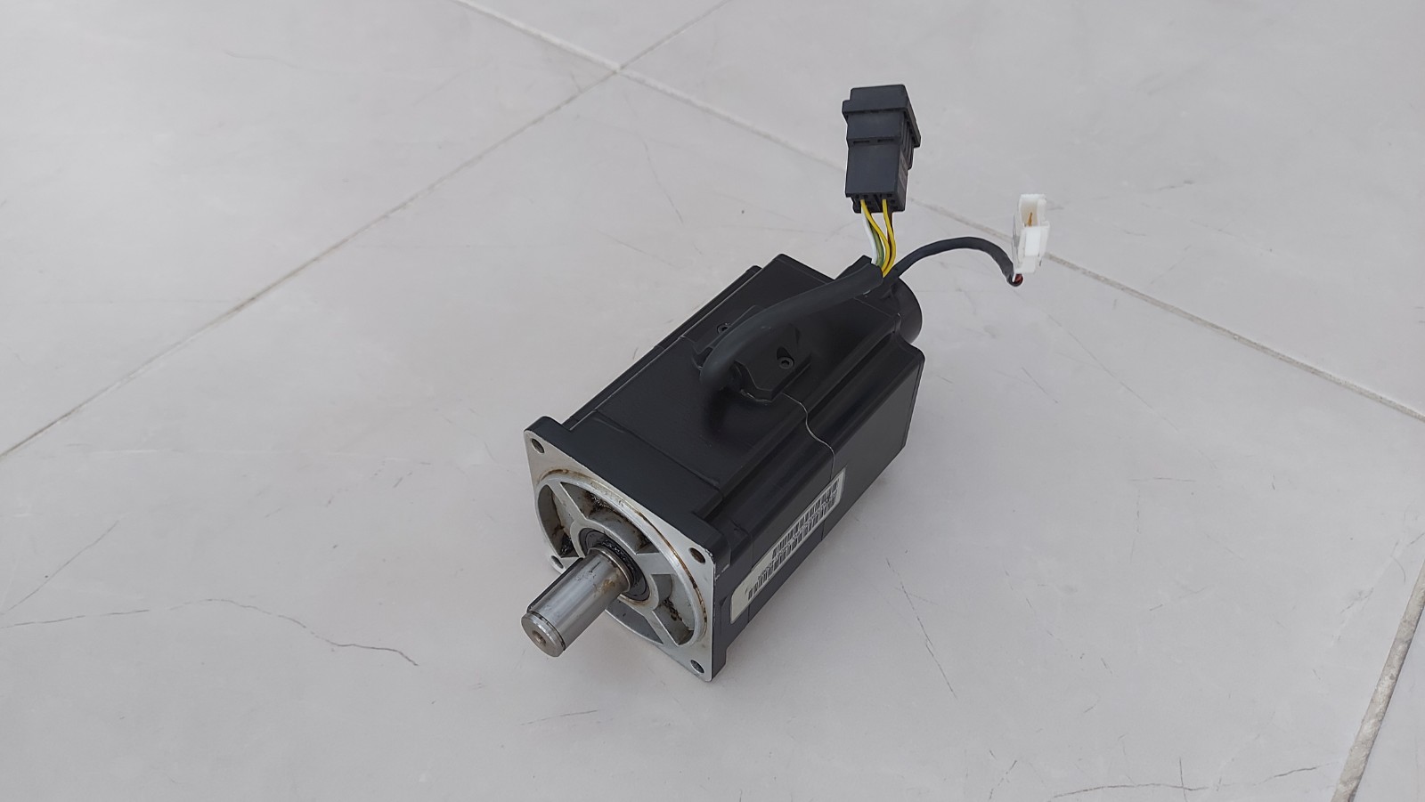 SANYO DENKI P50B07050DCL60 İP5 P50B07050DC P50B07050 475 W SERVO MOTOR