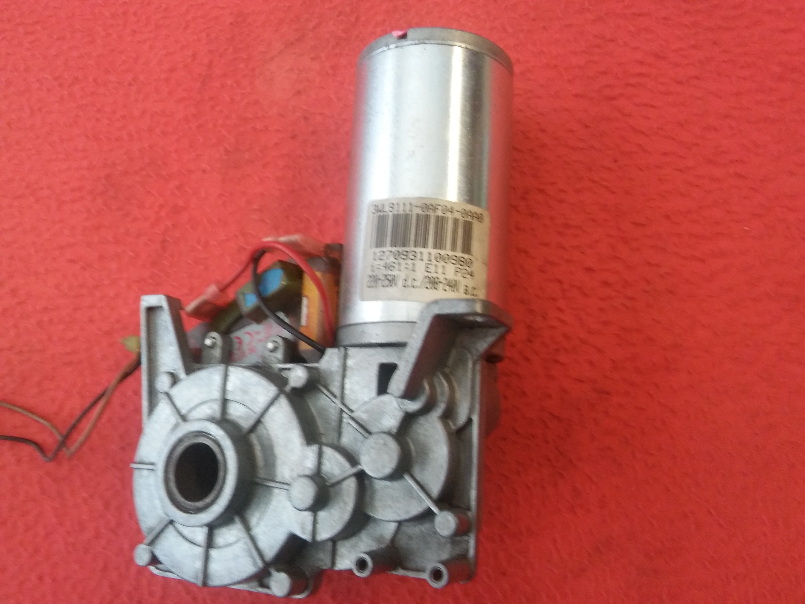 SIEMENS 3WL9111-0AF04-0AA0  3WL MASTERPACK  MOTOR MAKANİZMASI