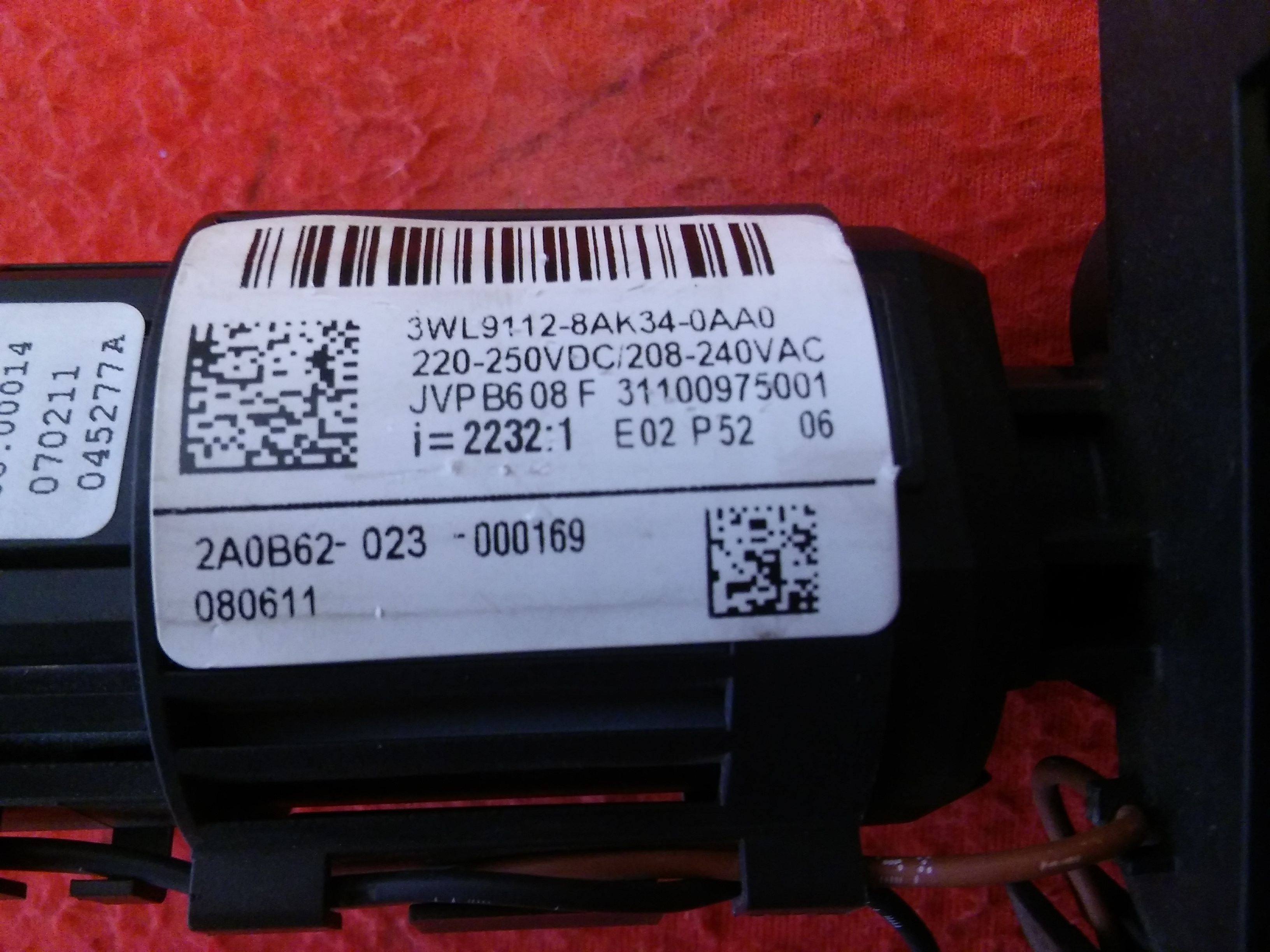 SIEMENS 3WL9112-8AK34-0AA0 LC30 2Z101,00323  3WL MASTERPACK MOTOR MAKANİZMASI