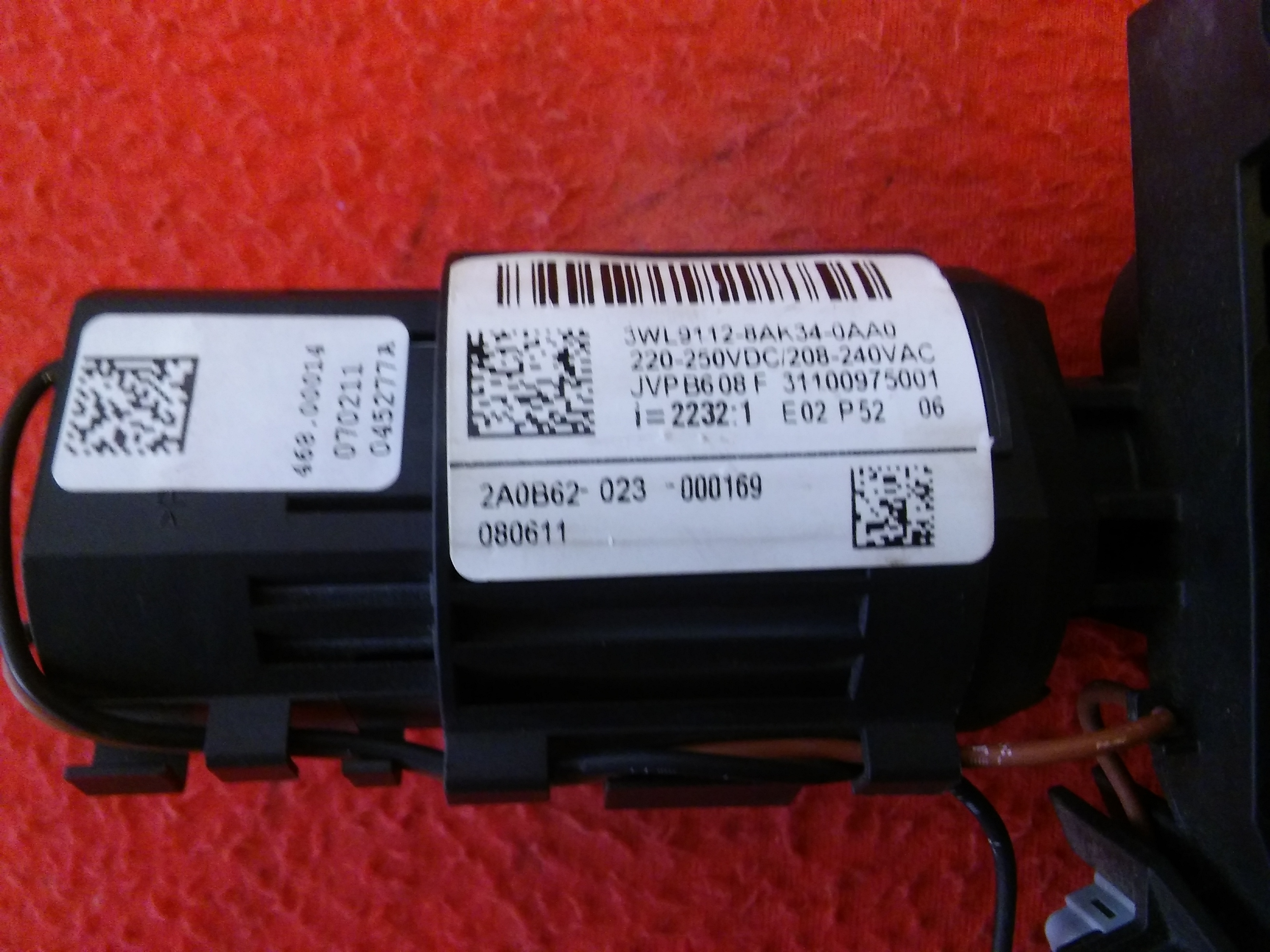 SIEMENS 3WL9112-8AK34-0AA0 LC30 2Z101,00323  3WL MASTERPACK MOTOR MAKANİZMASI